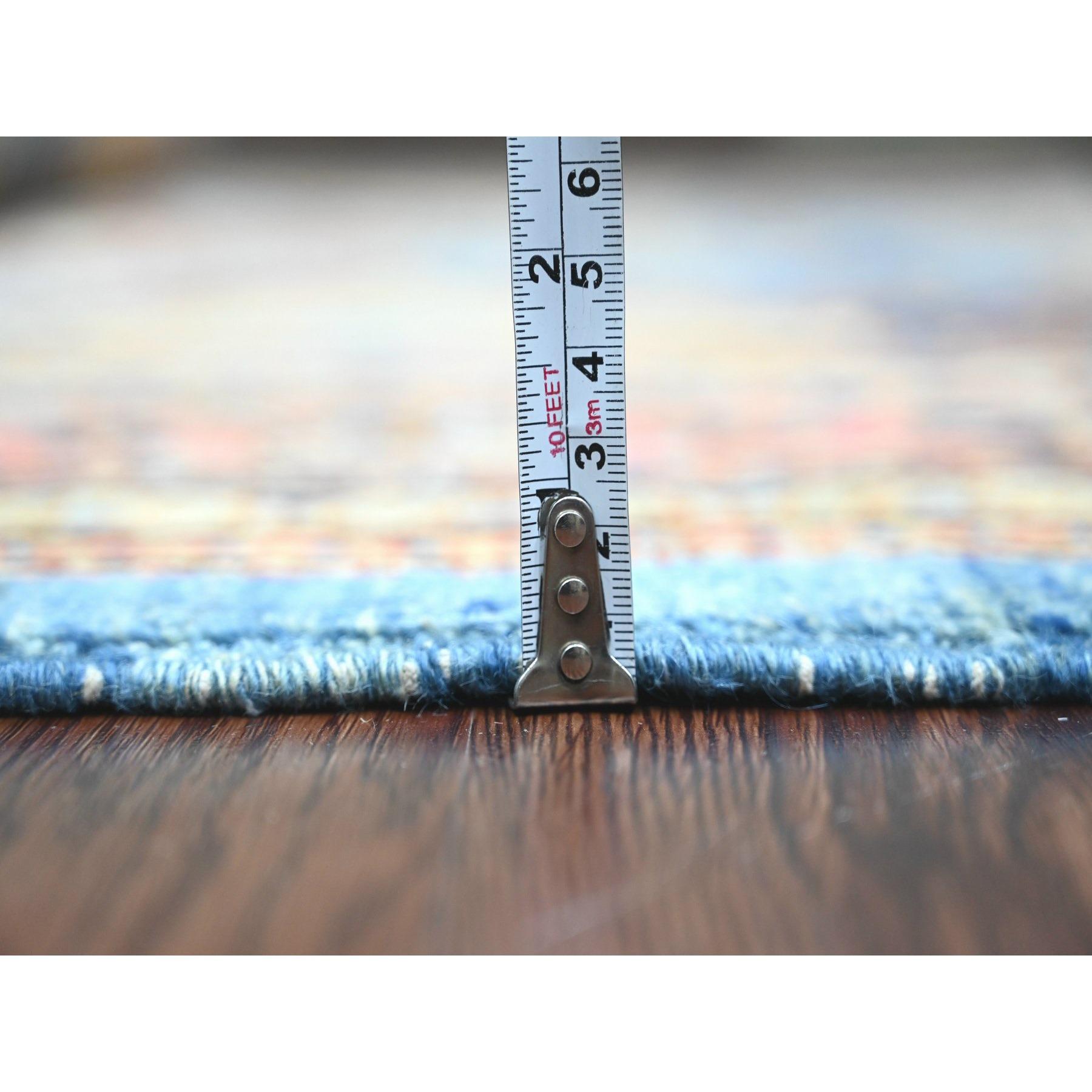 6'x9' Blauer Qashqai-Teppich aus reiner Wolle mit geometrischem Muster, handgeknüpft (Handgeknüpft) im Angebot