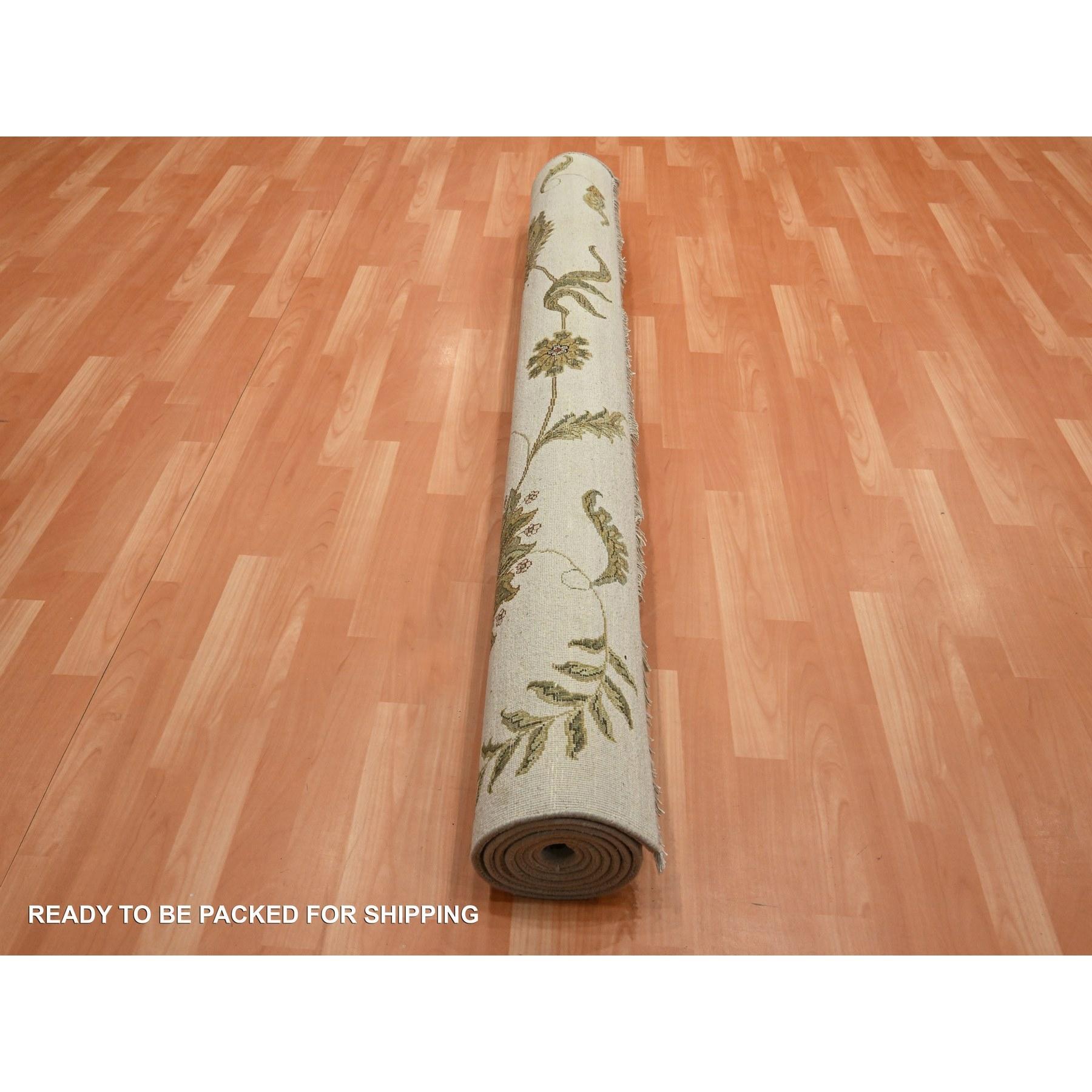 6'x9' Bone White Hand Knotted Botanical Design Wolle und Seide Orientteppich im Angebot 3