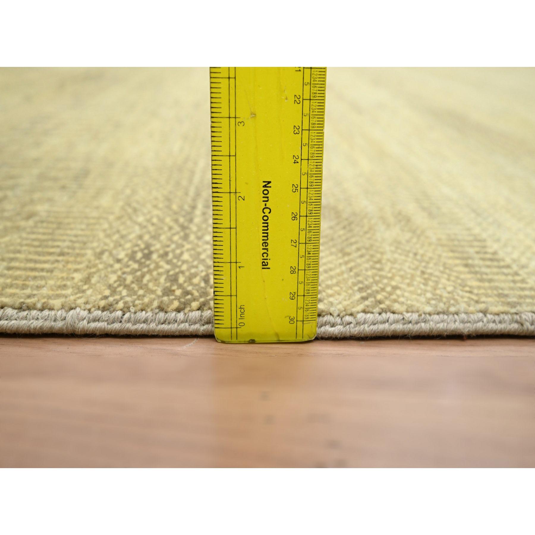 6'x9' Brown Denser Weave Modern Grass Design Hand Knotted Wool & Silk Rug For Sale 4