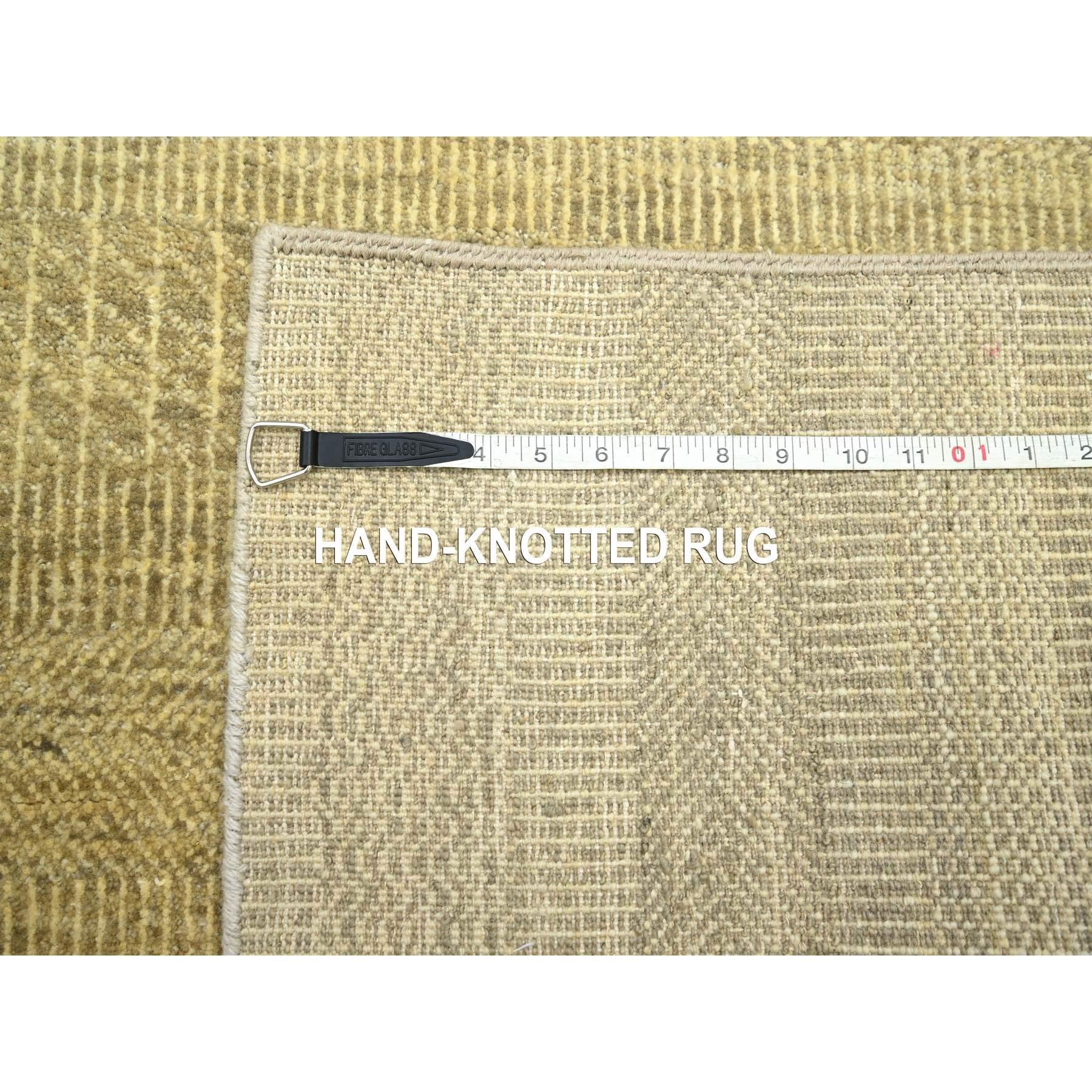 6'x9' Brown Denser Weave Modern Grass Design Hand Knotted Wool & Silk Rug For Sale 5