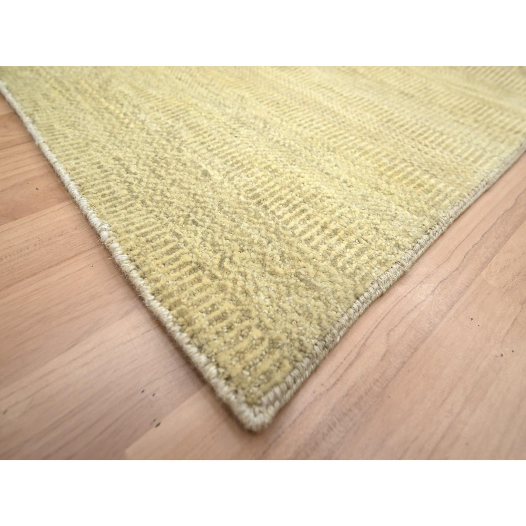 Contemporary 6'x9' Brown Denser Weave Modern Grass Design Hand Knotted Wool & Silk Rug For Sale