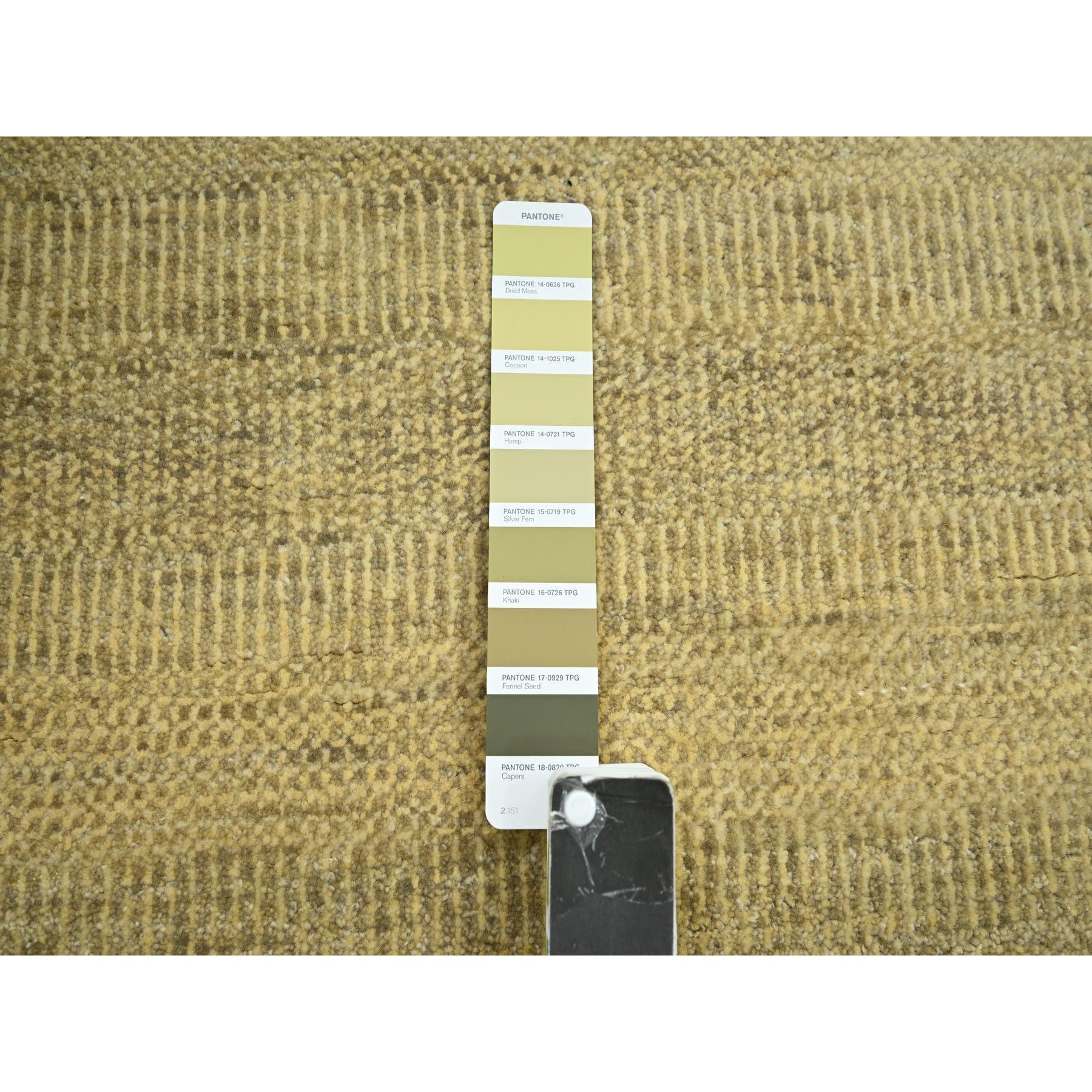 6'x9' Brown Denser Weave Modern Grass Design Hand Knotted Wool & Silk Rug For Sale 1