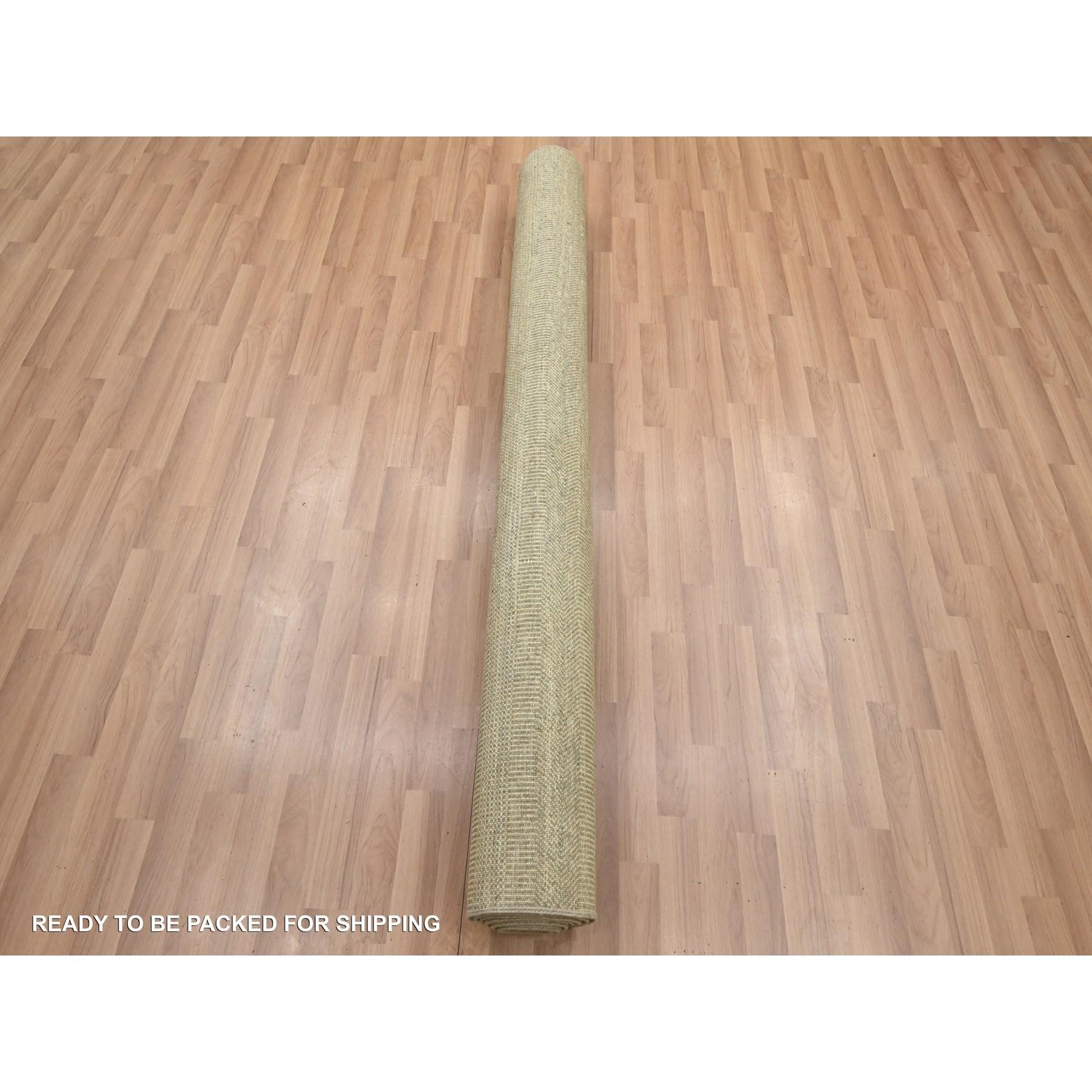 6'x9' Brown Denser Weave Modern Grass Design Hand Knotted Wool & Silk Rug For Sale 3