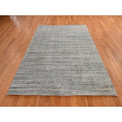 6'x9' Cloud Gray Variegated Textured Design Modern Hand Loomed Pure Wool Rug