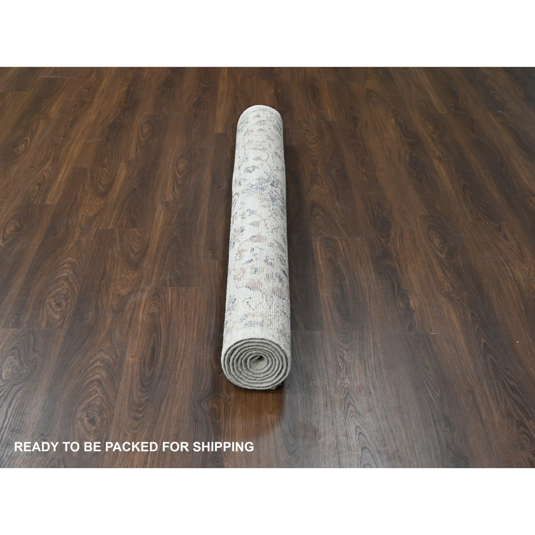 XXIe siècle et contemporain 6'x9' Tapis d'Orient Oushak à poils souples en laine nouée à la main, Cream Mahal Design en vente