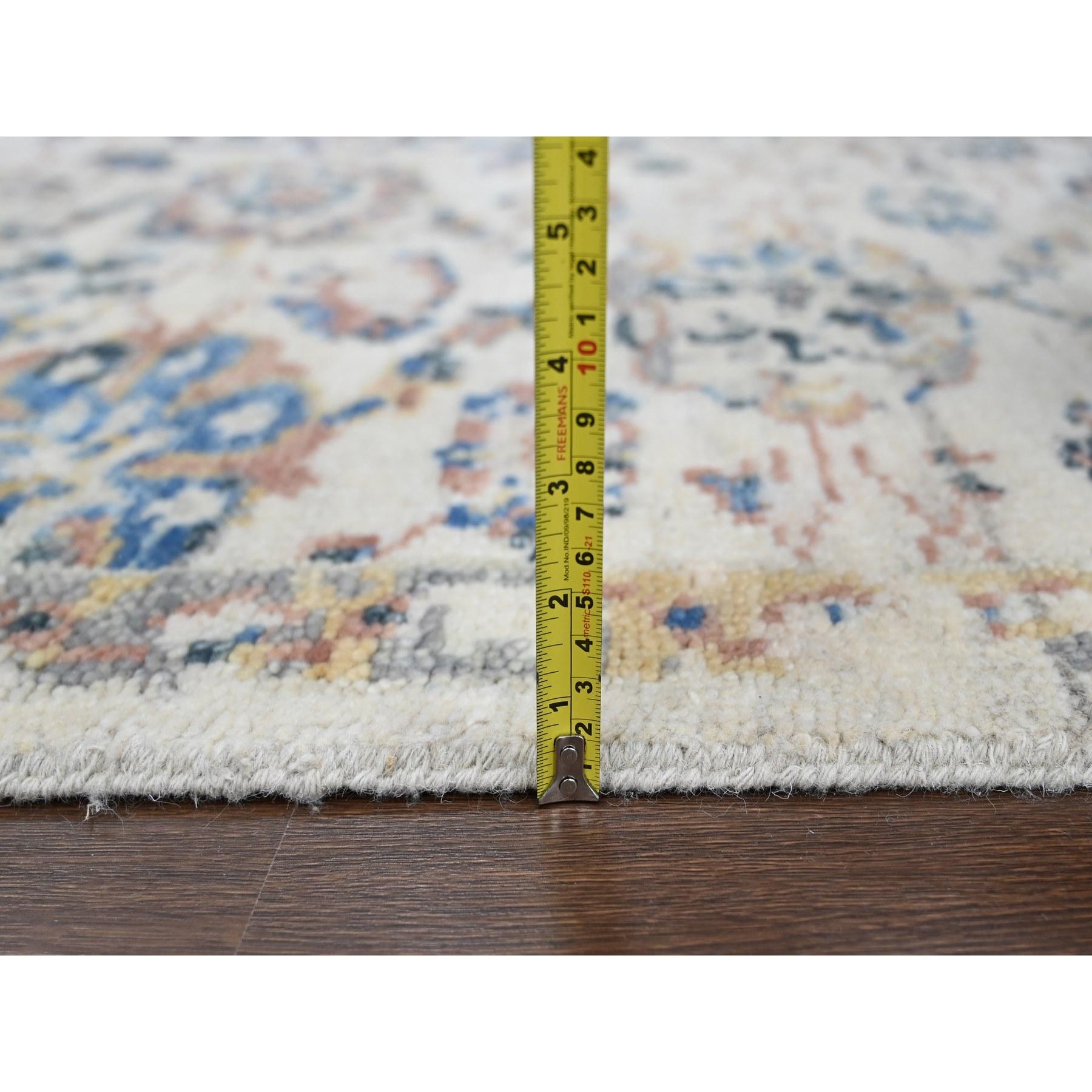 Laine 6'x9' Tapis d'Orient Oushak à poils souples en laine nouée à la main, Cream Mahal Design en vente
