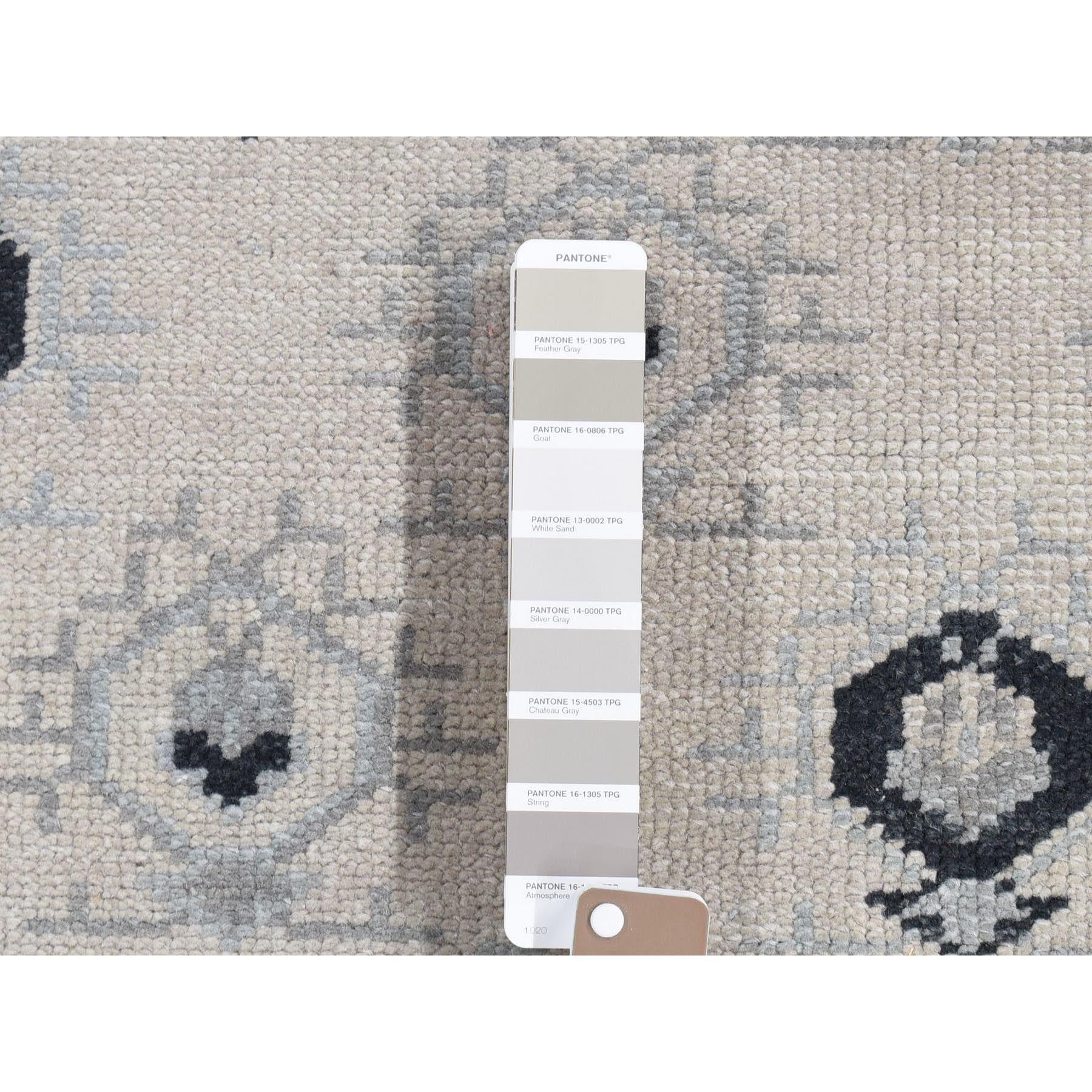 Hand-Knotted 6'x9' Cream Small Intricate Repetitive Design Pure Wool Hand Knotted Rug For Sale