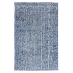 Tappeto 6x9 Ft realizzato a mano in lana turca. Tappeto blu sovratinto vintage per una casa moderna