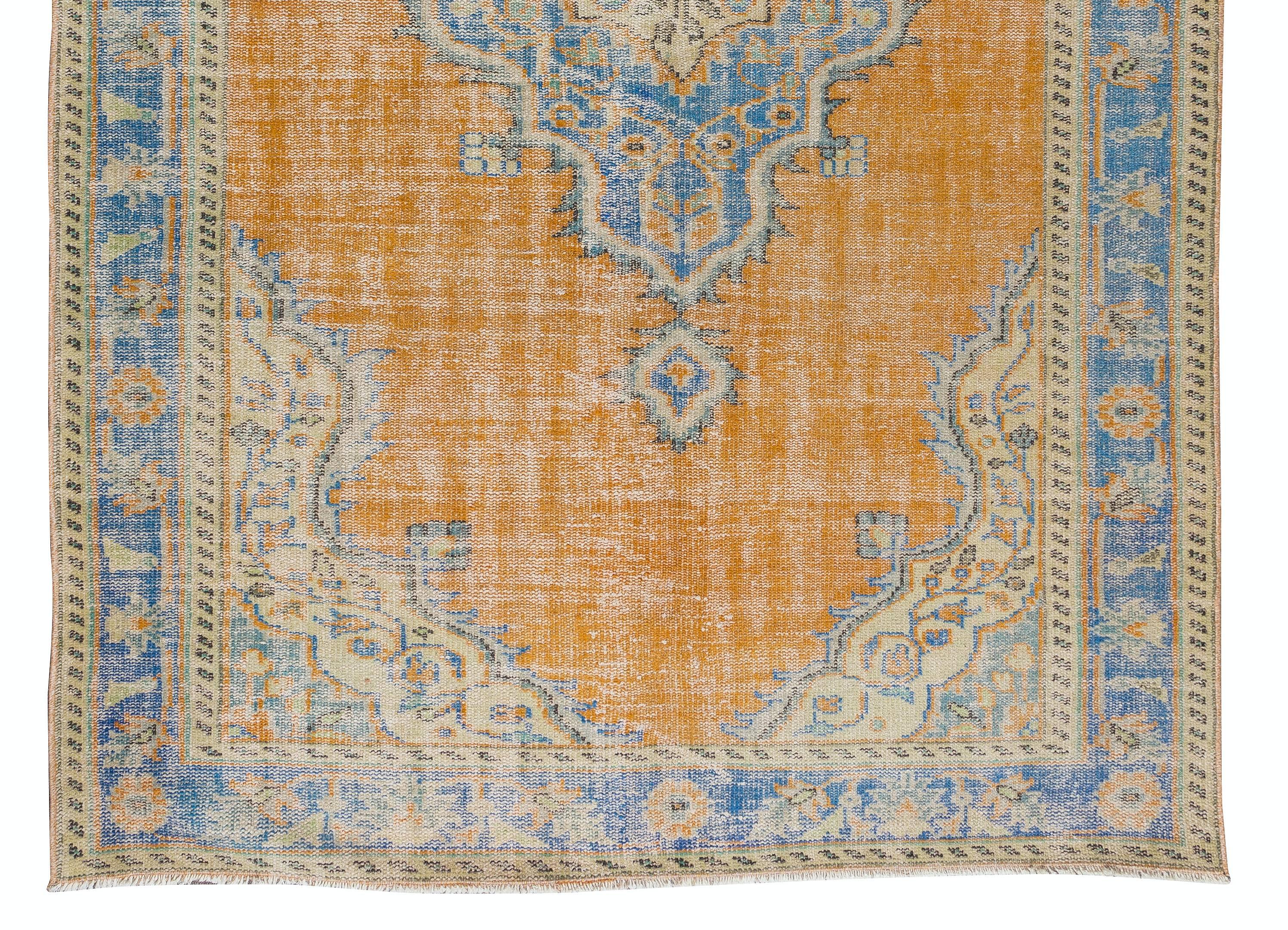 6x9 Ft Handmade Turkish Rug, 1960s Medallion Design Carpet in Orange & Navy Blue In Good Condition For Sale In Philadelphia, PA