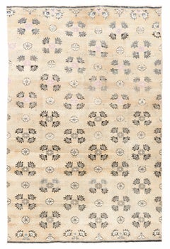 6x9 Ft Tapis turc vintage fait à la main avec motif floral