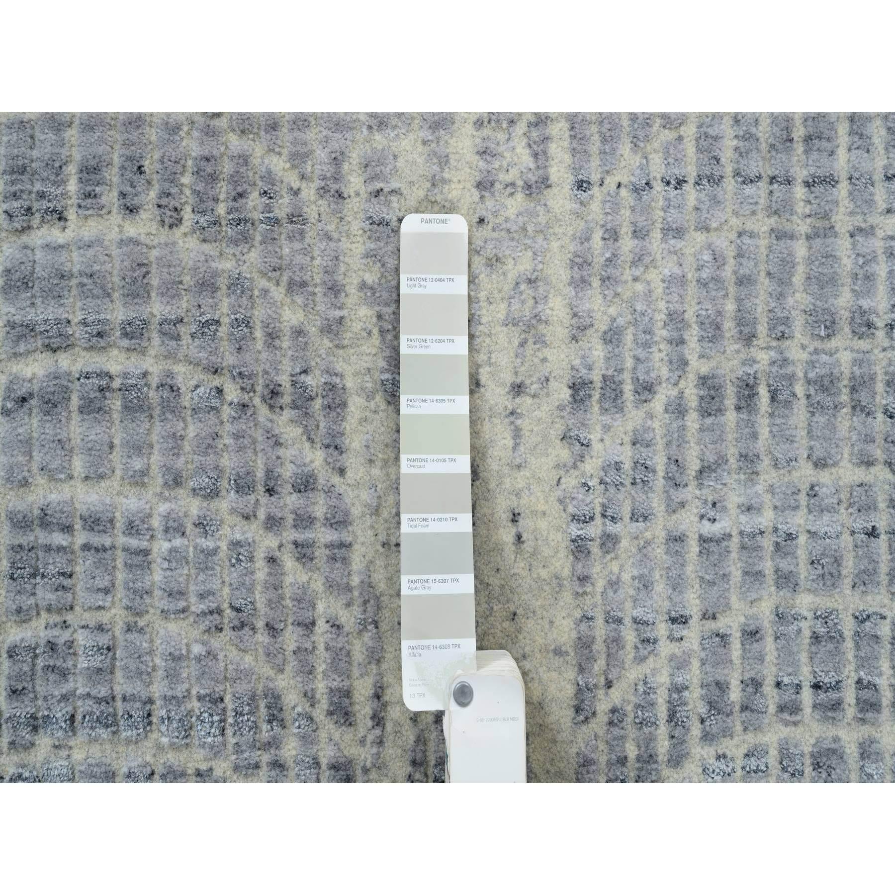 Soie 6'x9' Gris, Jacquard tissé à la main, laine et soie végétale, tapis en vente