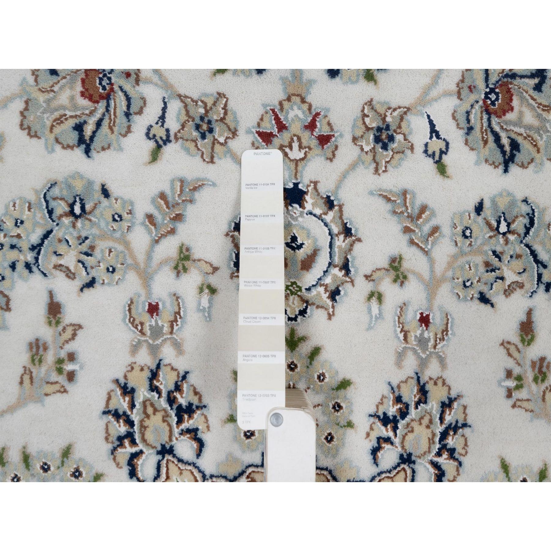 Contemporary 6'x9' Ivory 250 KPSI Nain Flower Design Hand Knotted Wool and Silk Soft Rug For Sale