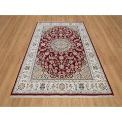 6'x9' Red Nain with Medallion Design Hand Knotted Wool and Silk Oriental Rug