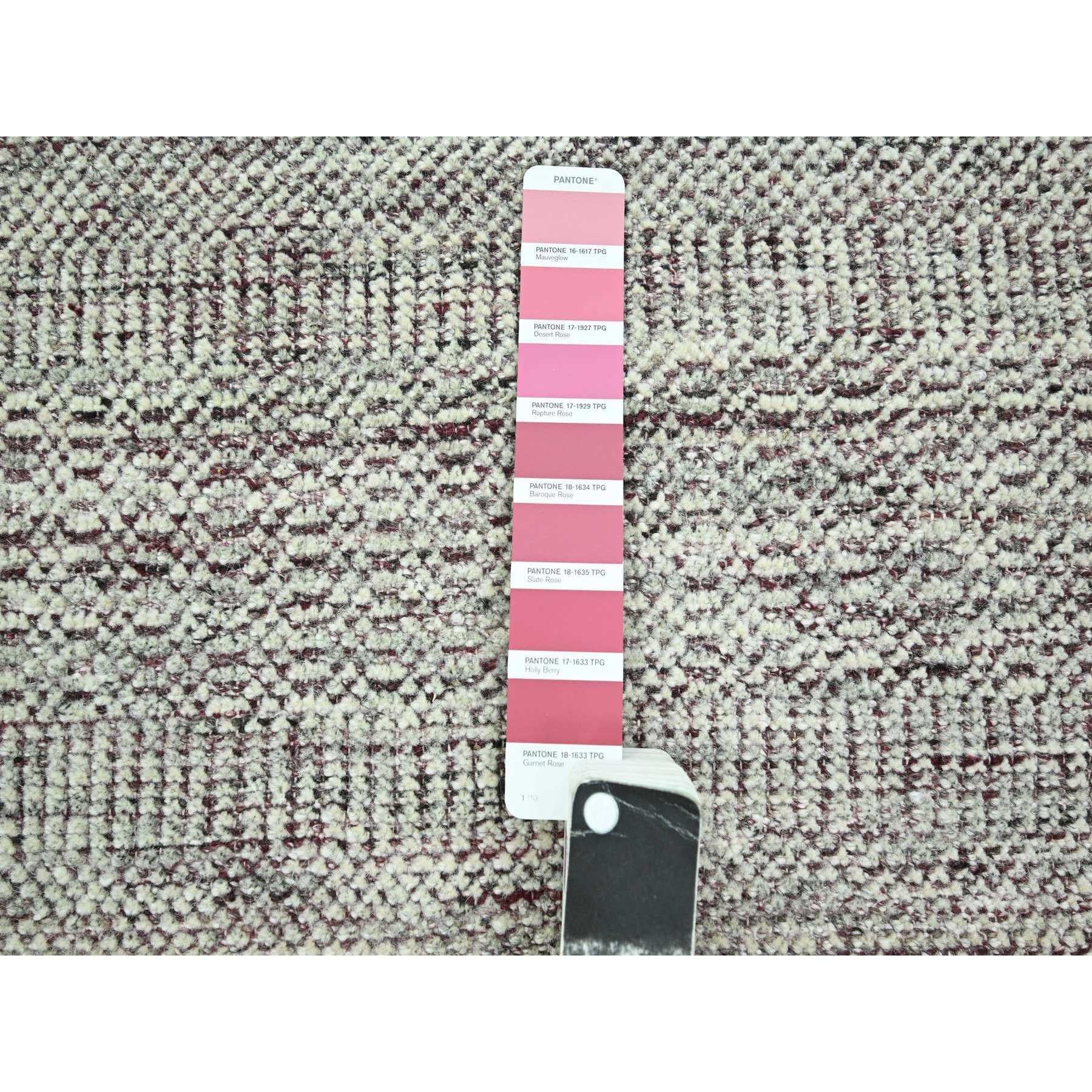 6'x9' Roter & weißer handgeknüpfter orientalischer Teppich aus reiner Wolle mit oxidiertem Grasdesign (21. Jahrhundert und zeitgenössisch) im Angebot
