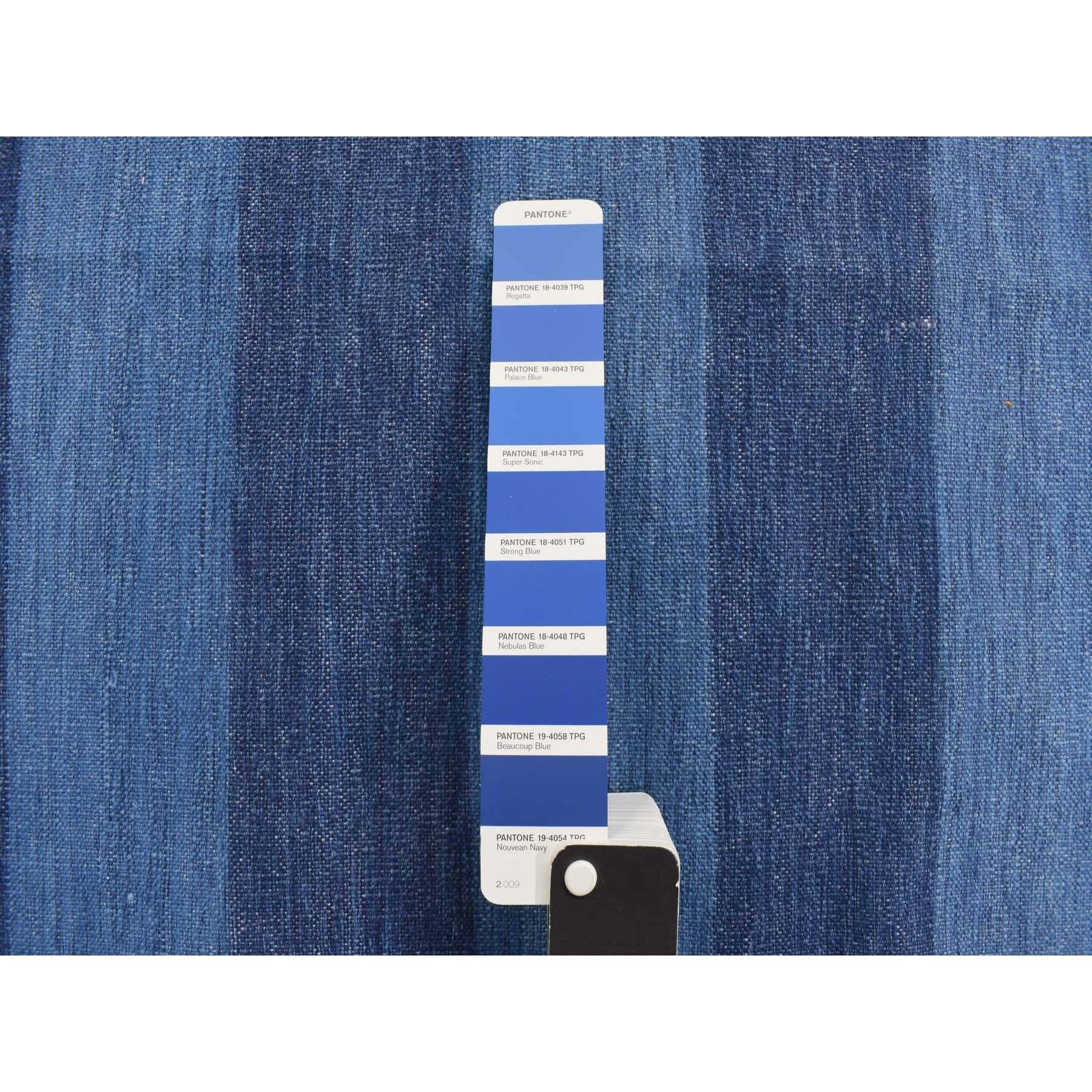 Seta Tappeto blu scuro in puro cotone Durie Kilim a trama piatta tessuto a mano 6'x9 in vendita