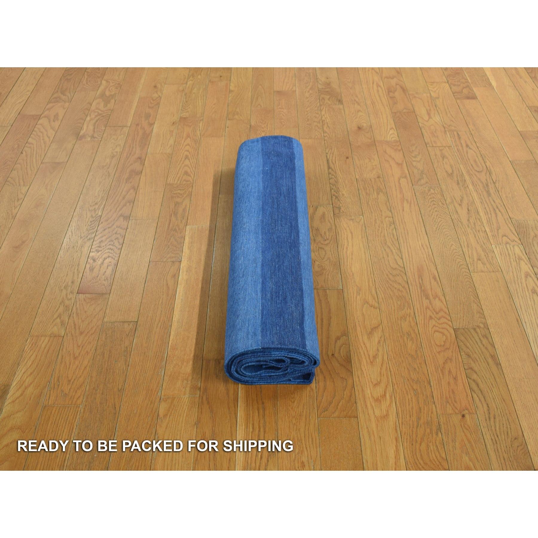 Tappeto blu scuro in puro cotone Durie Kilim a trama piatta tessuto a mano 6'x9 in vendita 1