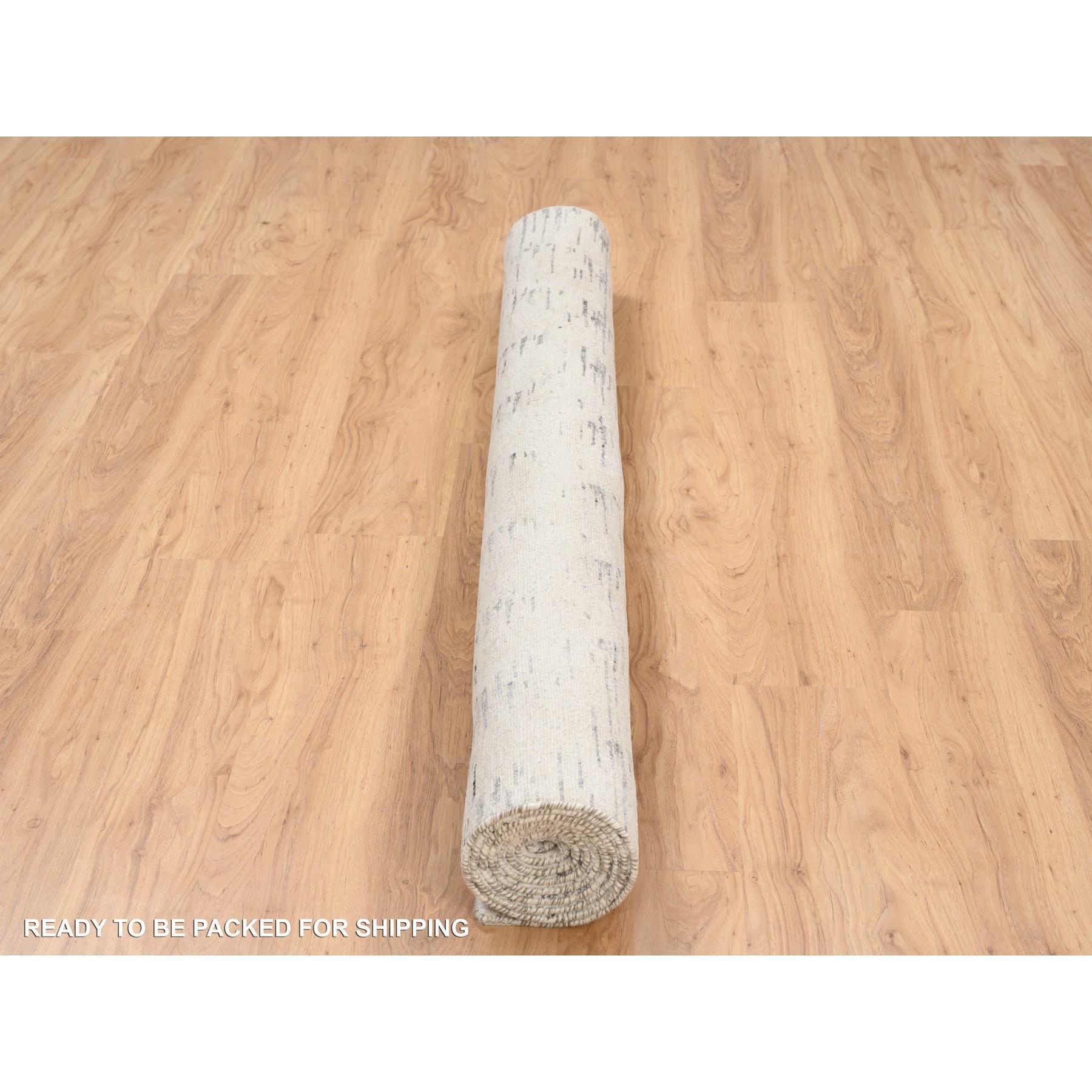 6'x9' Tappeto orientale non colorato in lana naturale avorio tono su tono annodato a mano in vendita 2