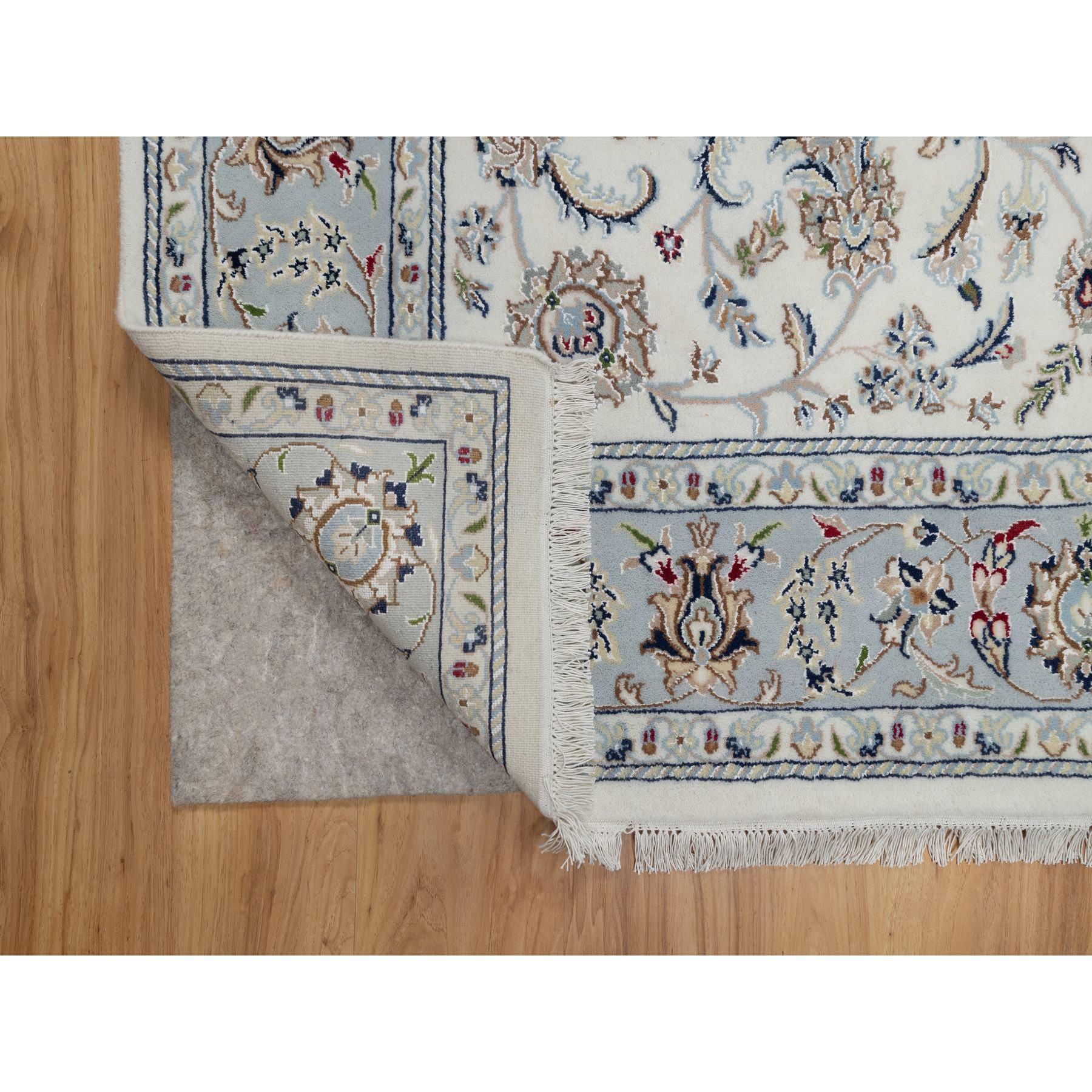 Hand-Knotted 6'x9' White Nain with All Over Flower Design Wool and Silk Hand Knotted Rug For Sale