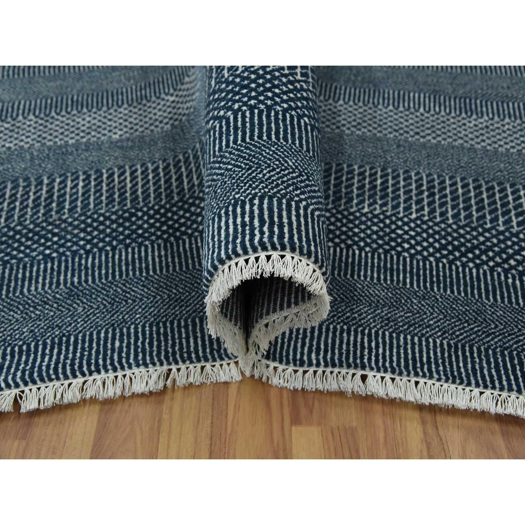 6'x9' Yankees Blau Wolle und Seide Hand geknüpft Gras Design Orientteppich (Handgeknüpft) im Angebot
