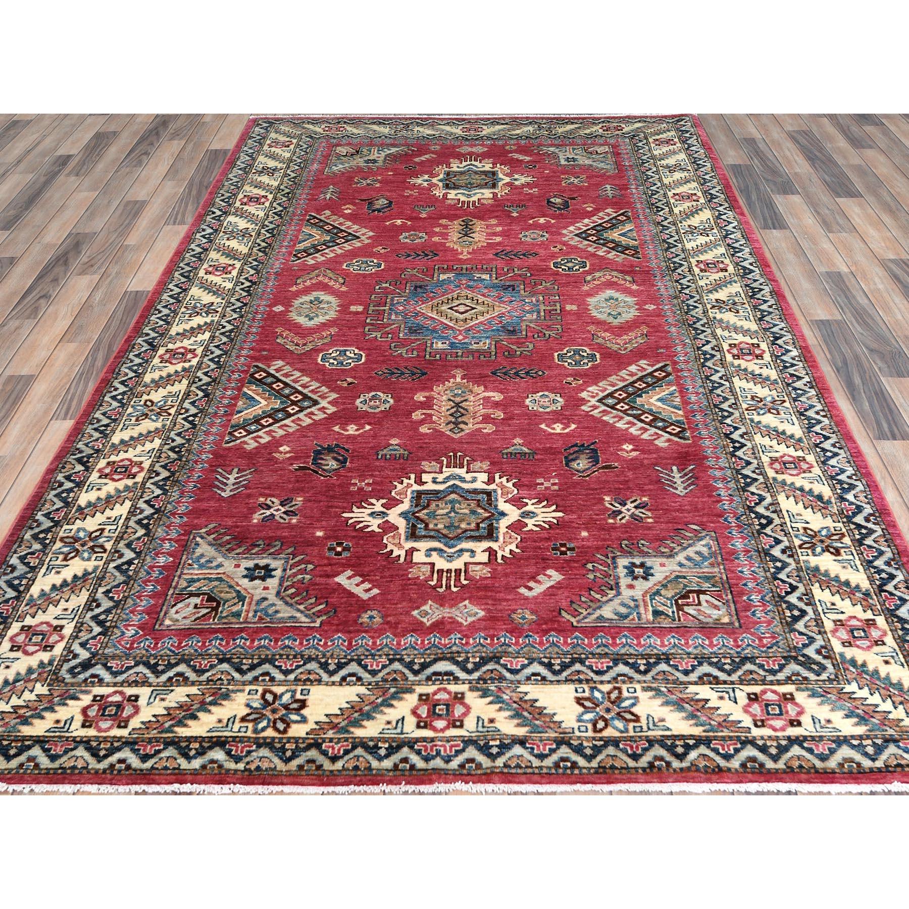 Hand-Knotted 6'x9'1