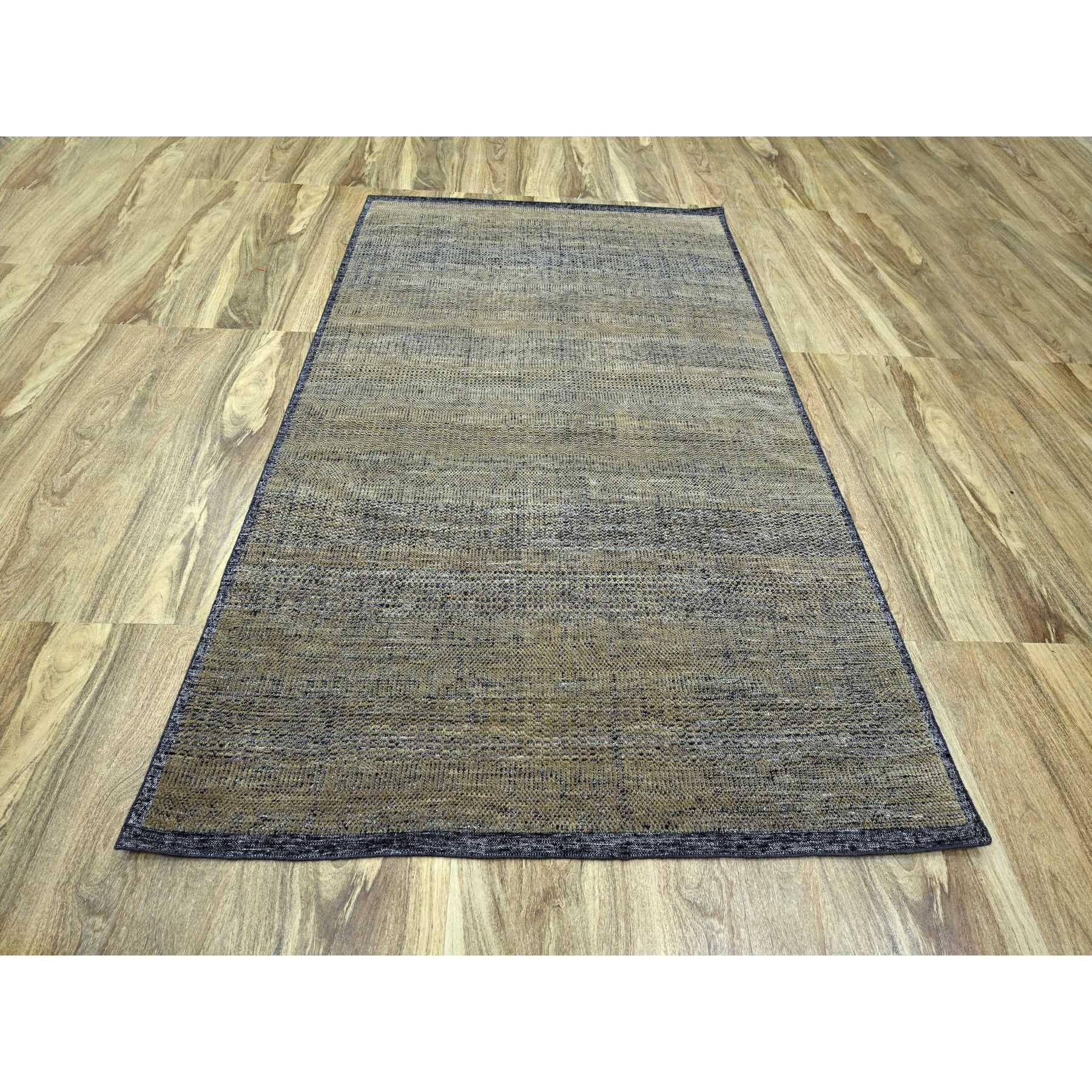 Marron osseux et noir anthracite, motifs d'herbes oxydées et vieillies avec chaînes apparentes, 100 % laine, noué à la main, tapis d'Orient
Matières premières : Laine
Latex : Pas de poils 
hauteur : 0,25 pouces
Style : Contemporain
Couleur primaire