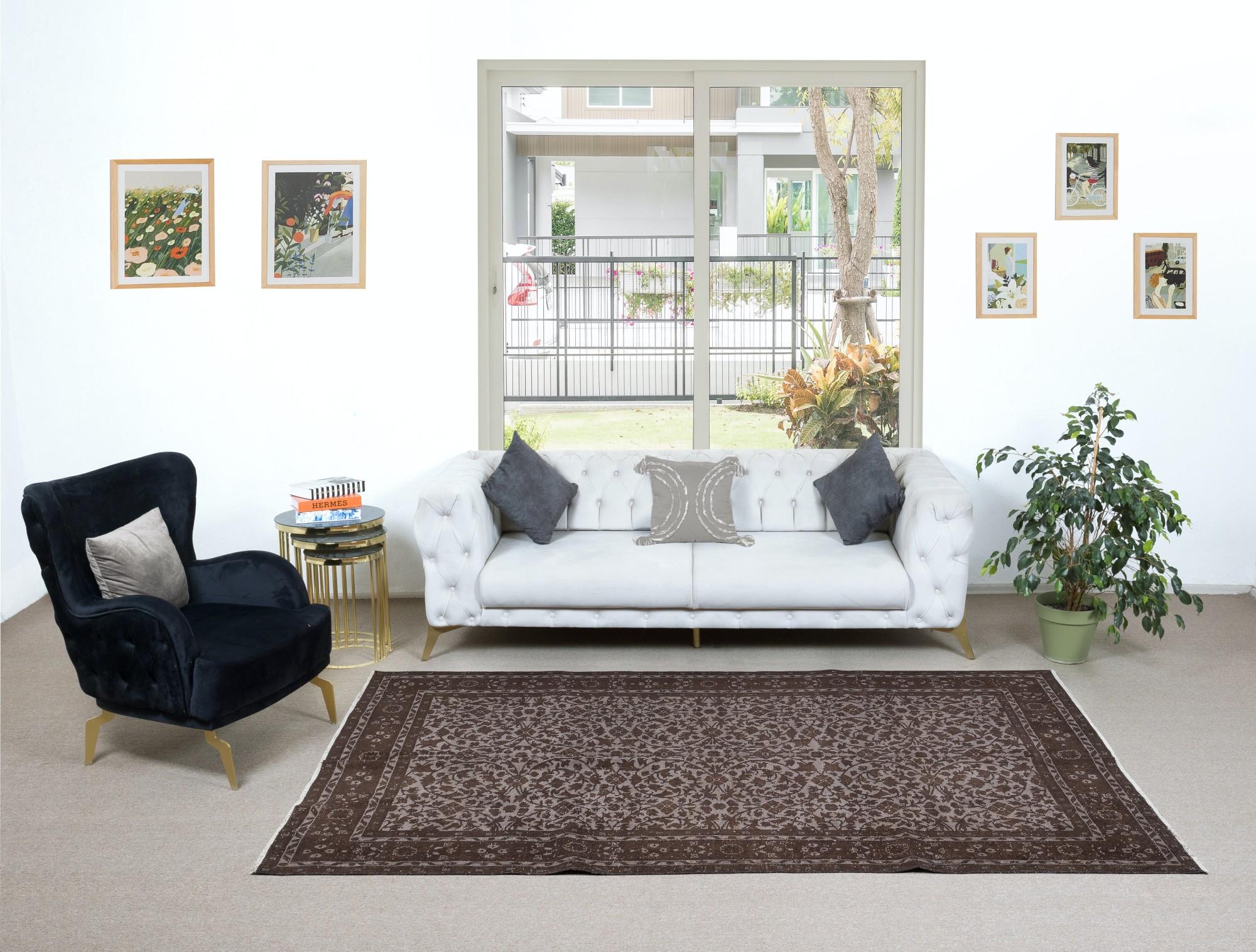 20th Century 6x9.2 Ft Modern Brown Handmade Turkish Rug with All-Over Botanical Design For Sale