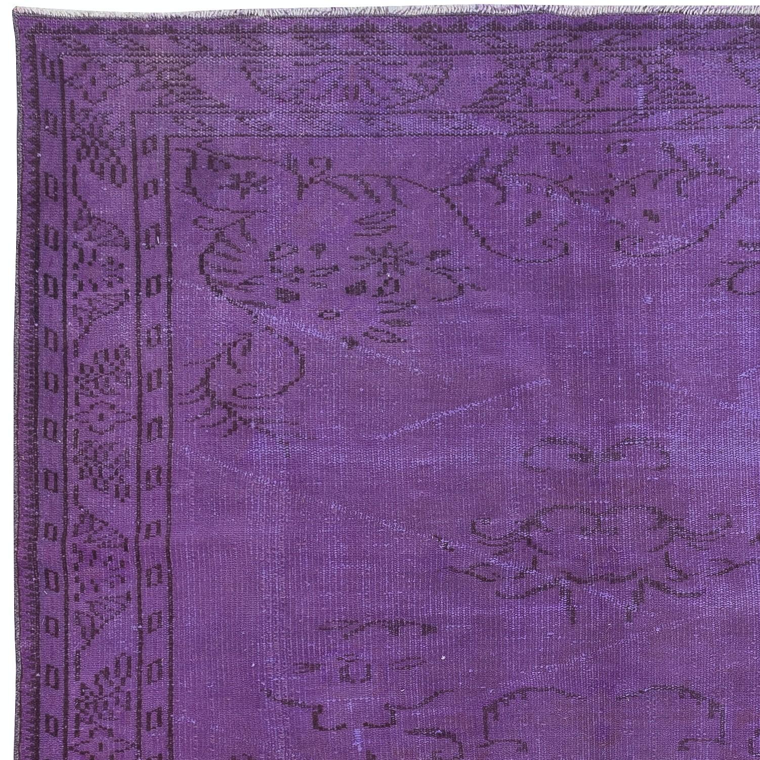 6x9.2 Ft Purple Wool Area Rug for Modern Interiors, Hand-Knotted in Turkey In Good Condition For Sale In Spring Valley, NY