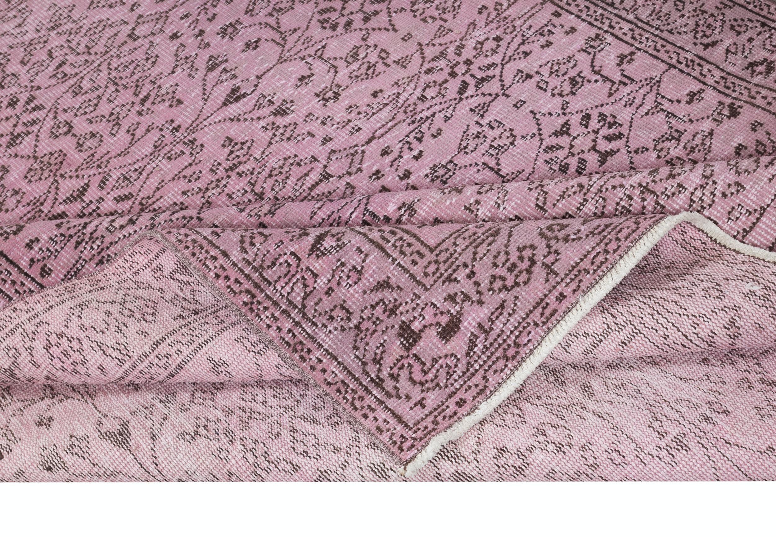 Moderno Tappeto a motivi floreali vintage 6x9.2 Ft tinto in rosa per interni moderni in vendita