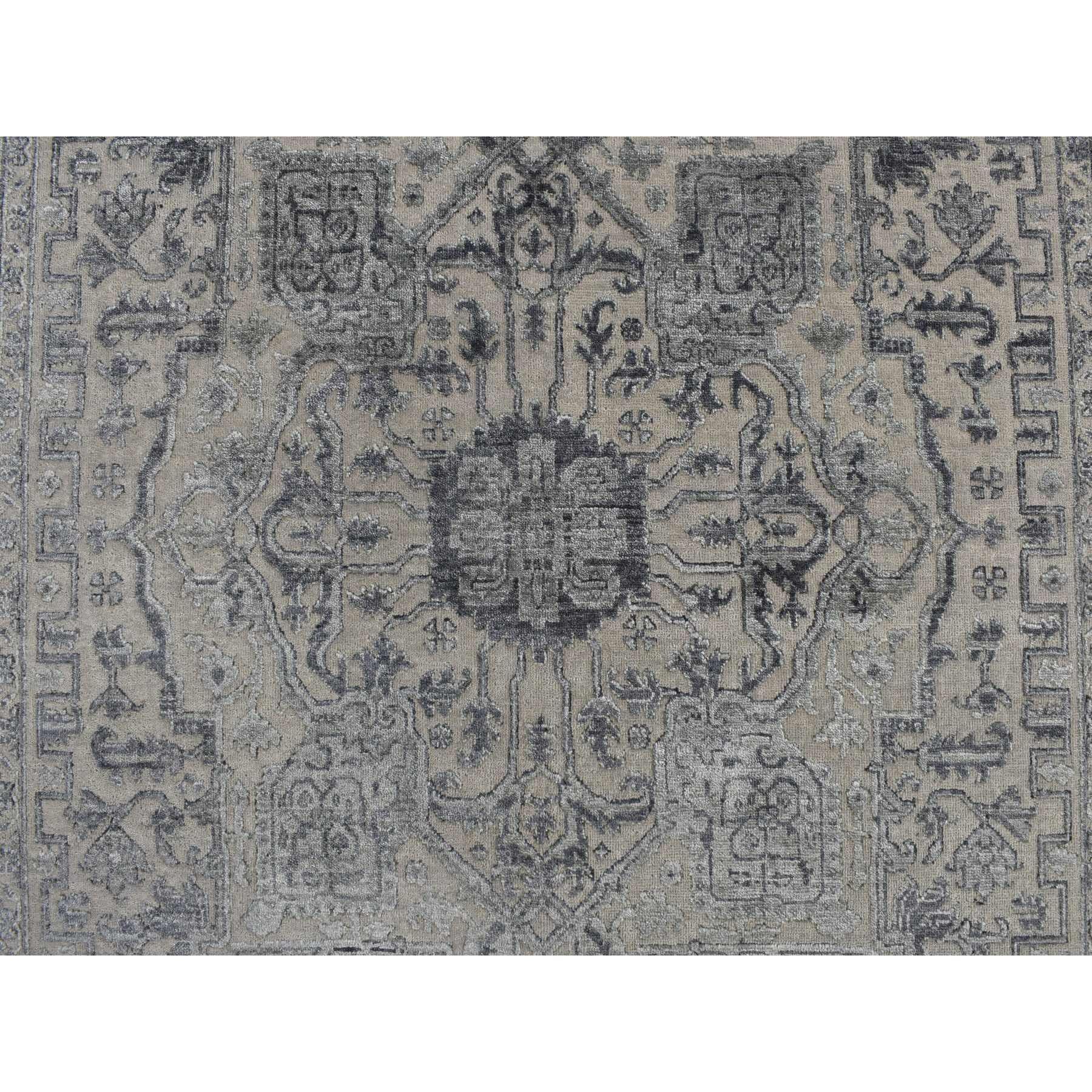 Hand-Knotted 6'x9'2