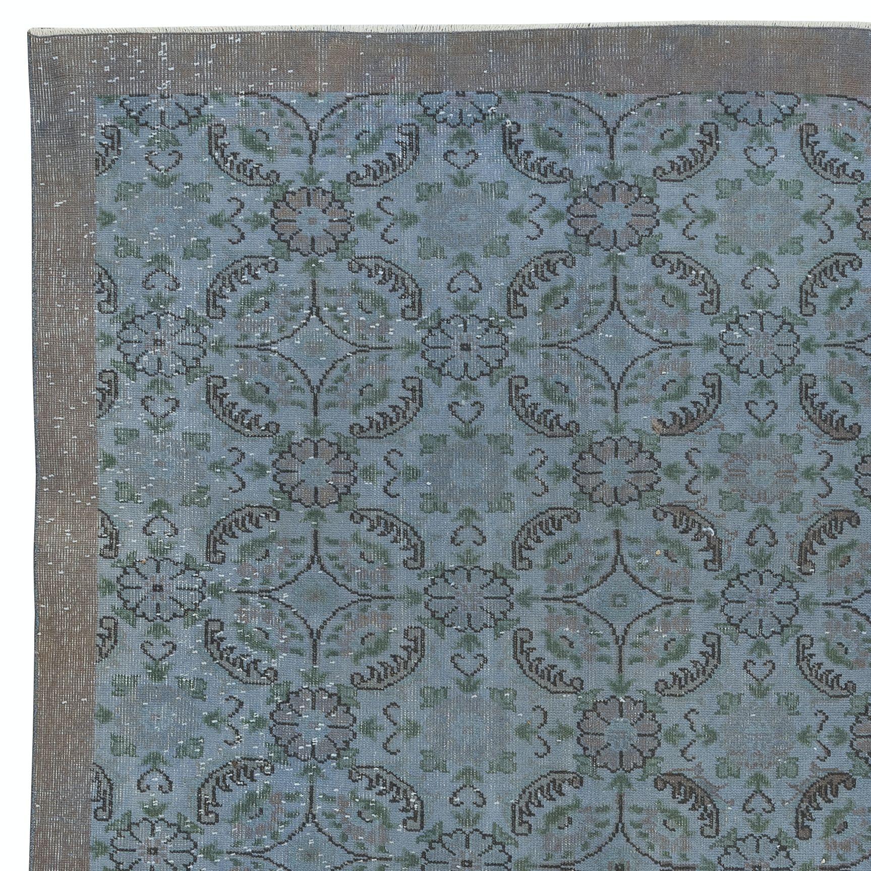 Hand-Woven 6x9.3 Ft Handmade Floral Turkish Rug with Solid Border & Light Blue Background For Sale