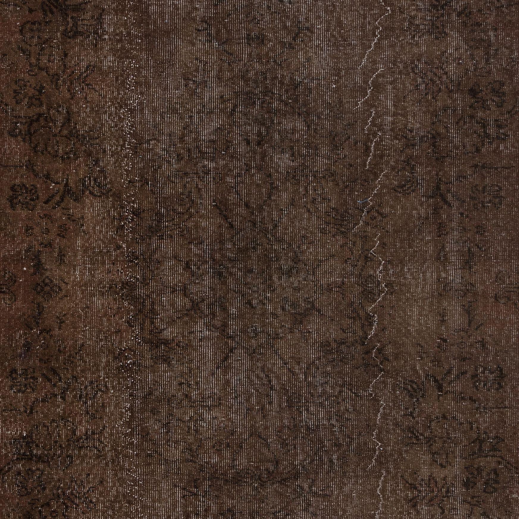 Hand-Woven 6x9.4 Ft Brown Wool Area Rug, Hand Knotted in Turkey, Great 4 Modern Interiors For Sale