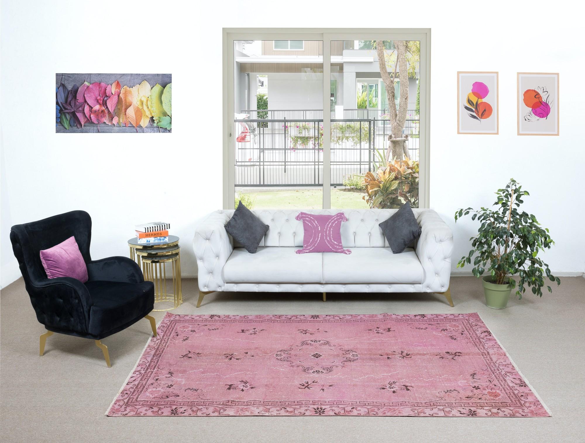 6x9.5 Ft Art Deco Chinese Light Pink Floor Rug, Handmade Modern Wool Carpet In Good Condition For Sale In Philadelphia, PA