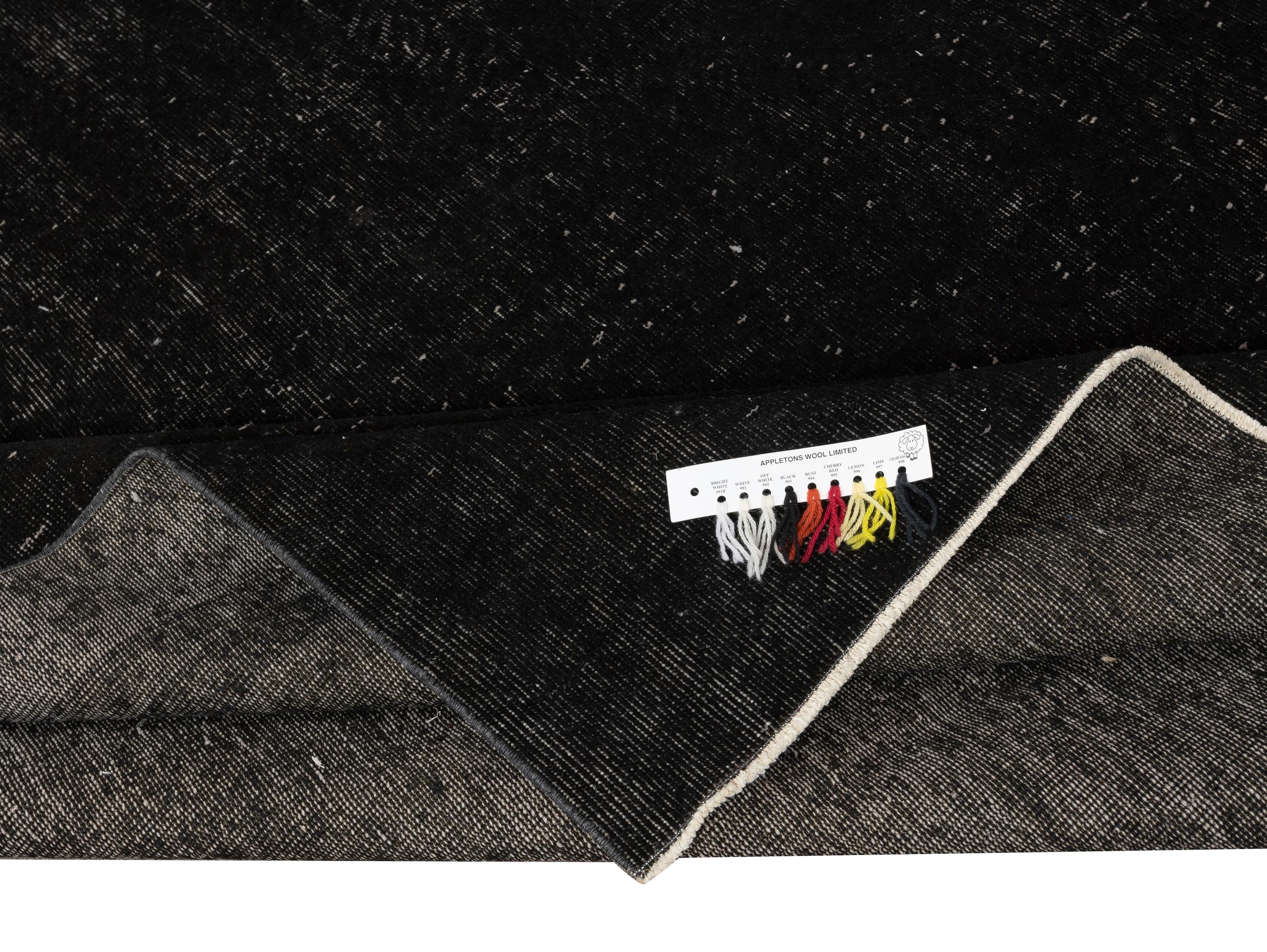 6x9.5 Ft Plain Black Overdyed Area Rug, handgeknüpft und handgewebt in der Türkei (Moderne) im Angebot