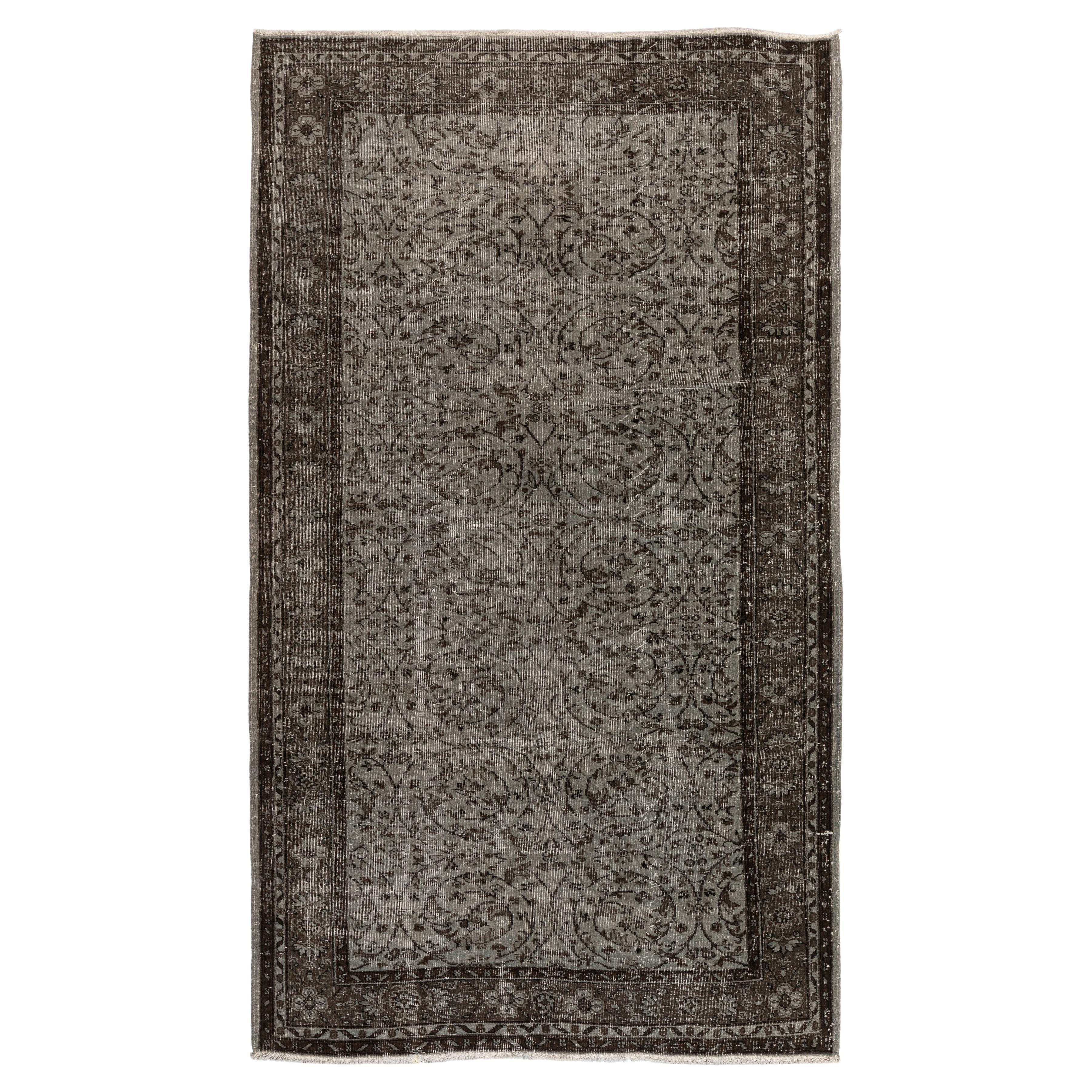 5.9x9.5 Ft Vintage Floral Motif Handmade Area Rug in Gray. Anatolian Wool Carpet For Sale