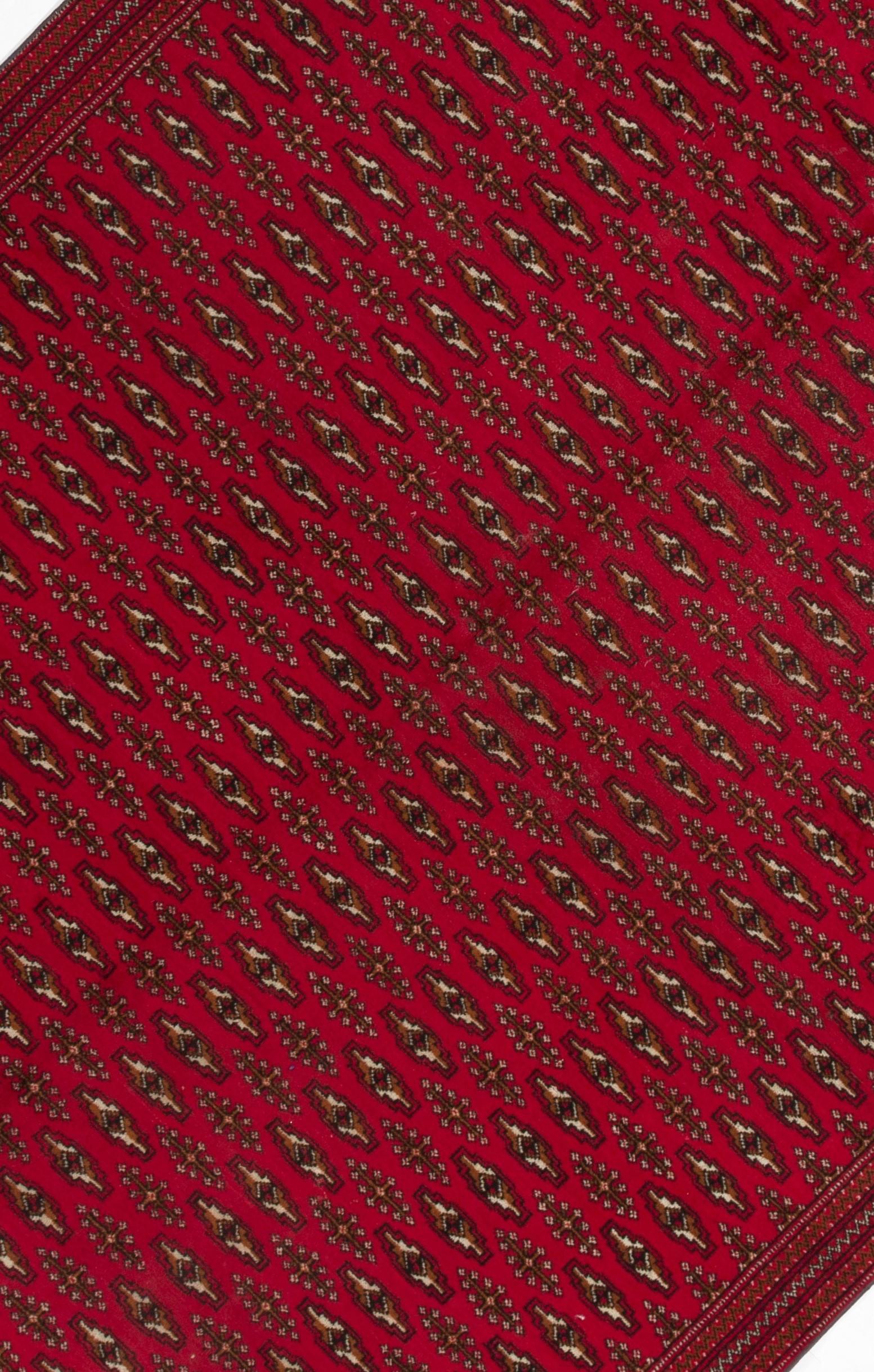6x9.6 Ft Fine Vintage Turkoman Rug from Central Asia, Wool Carpet in Red Color In Good Condition For Sale In Spring Valley, NY