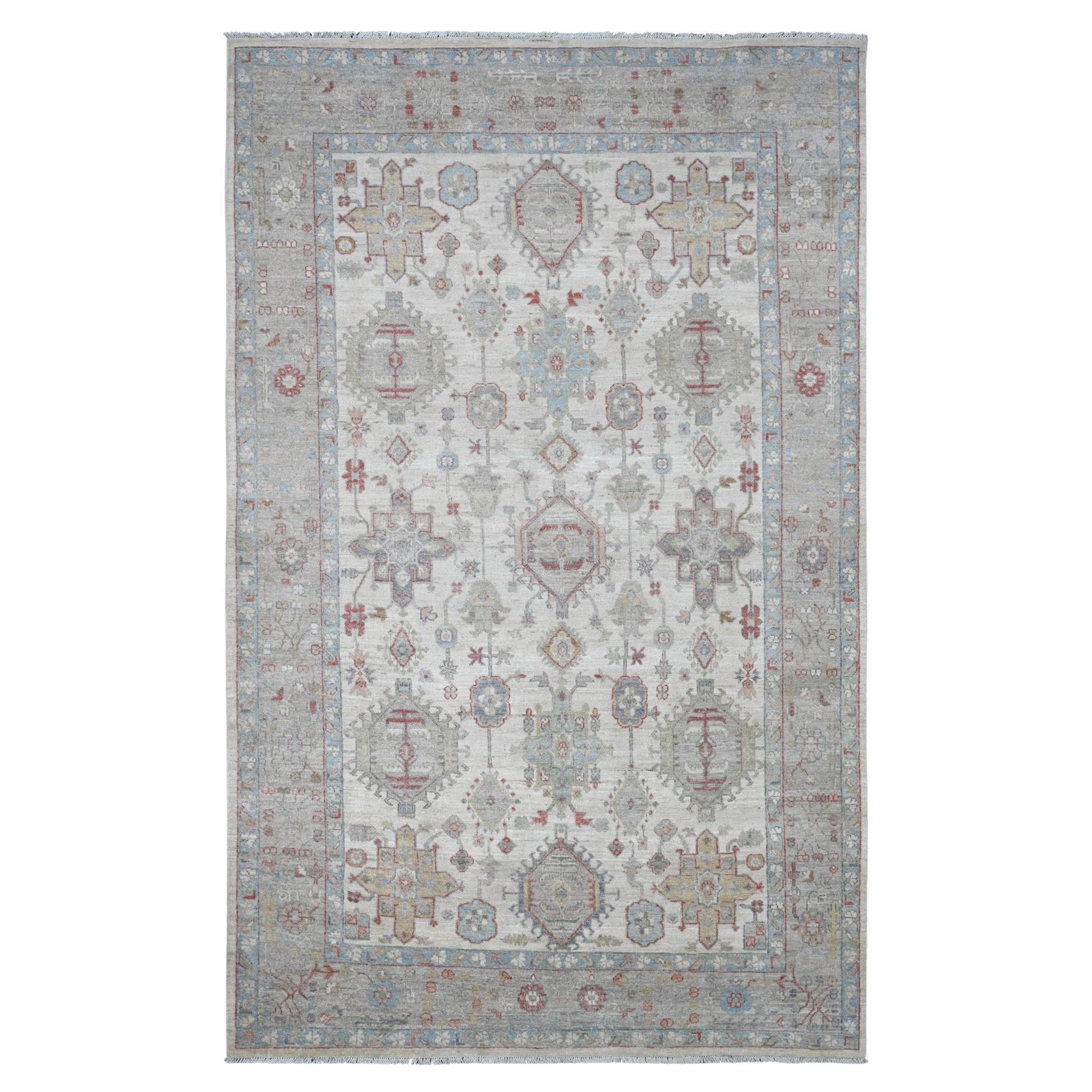 6'x9'7" Chiffon White Afghan Peshawar Karajeh Design Tapis de laine noué à la main