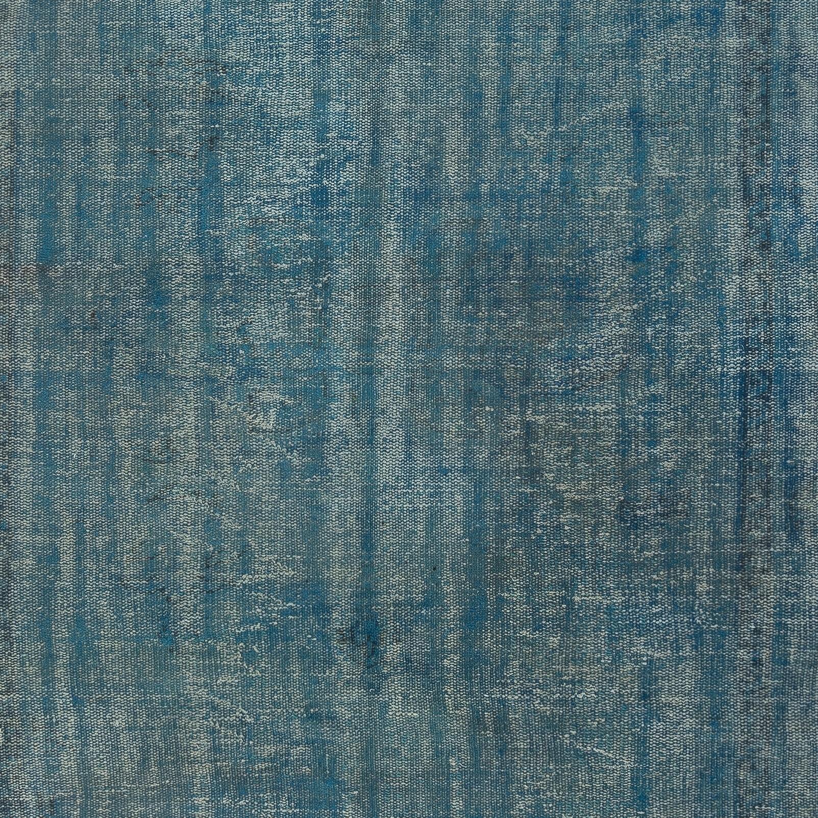 6x9,7 Ft Contemporary Wool Area Rug in Blue Color, handgeknüpft in der Türkei (Handgeknüpft) im Angebot