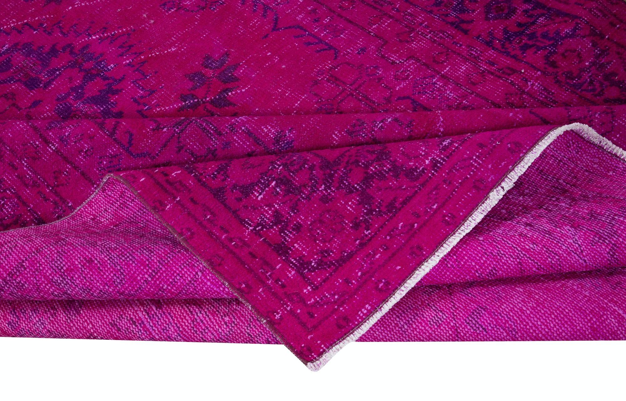 Turc 6x9.8 Ft Contemporary Pink Area Rug, Handmade in Turkey, Living Room Carpet (tapis de salon) en vente