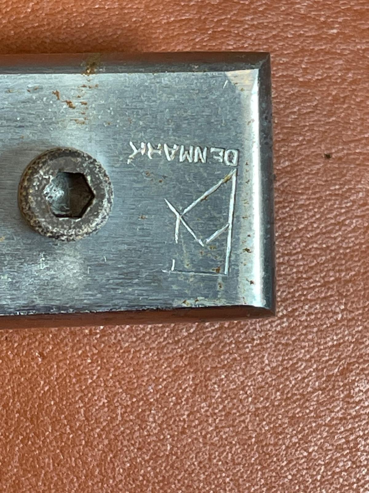 6xPK9 Poul Kjaerholm Esszimmerstühle (Metall) im Angebot