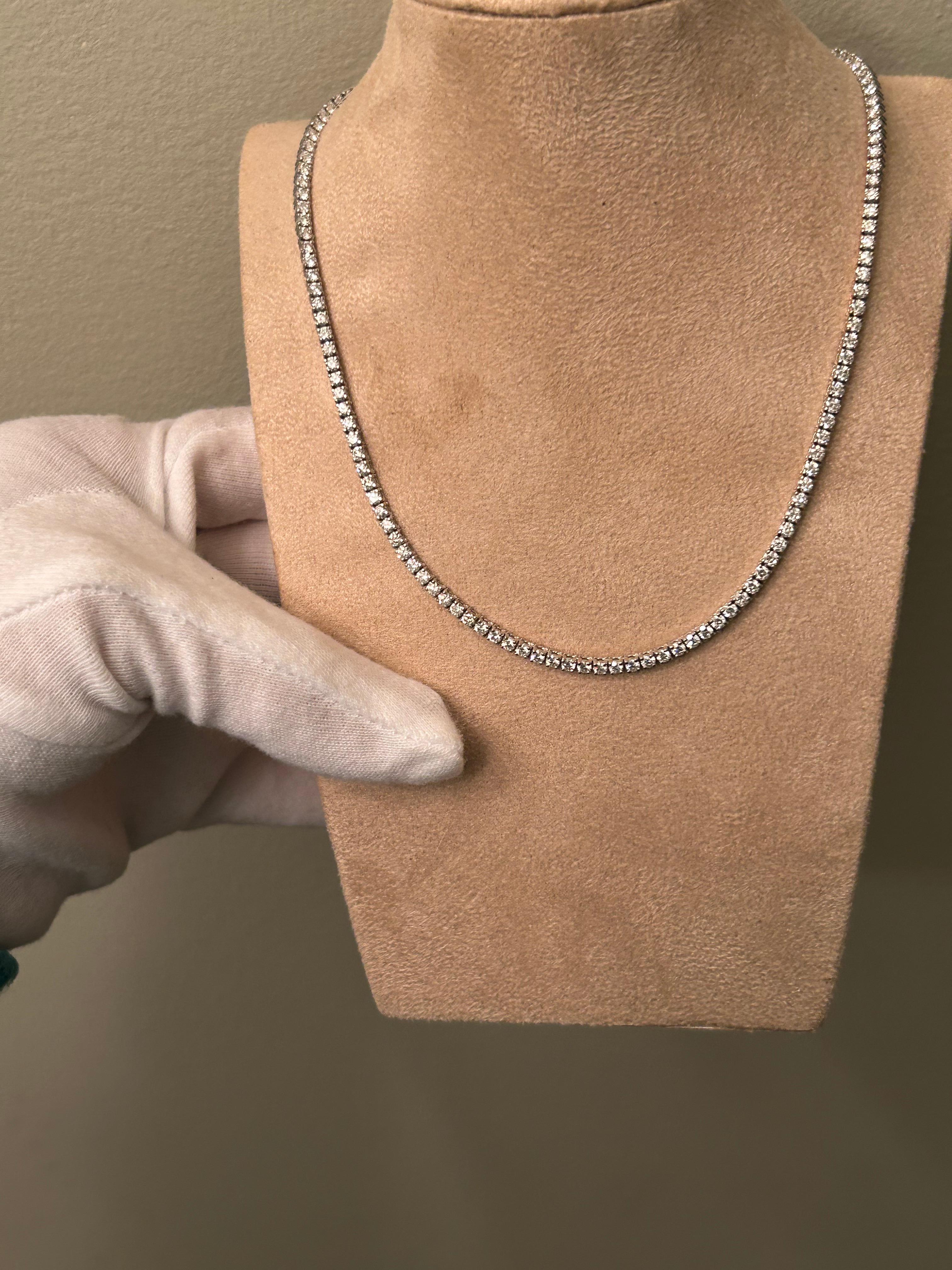 Collar de Tenis de Diamantes de 7 1/2 Ct, Gargantilla de 15 Pulgadas, Oro Blanco de 14k , Engastado de 4 Puntas Corte redondo en venta