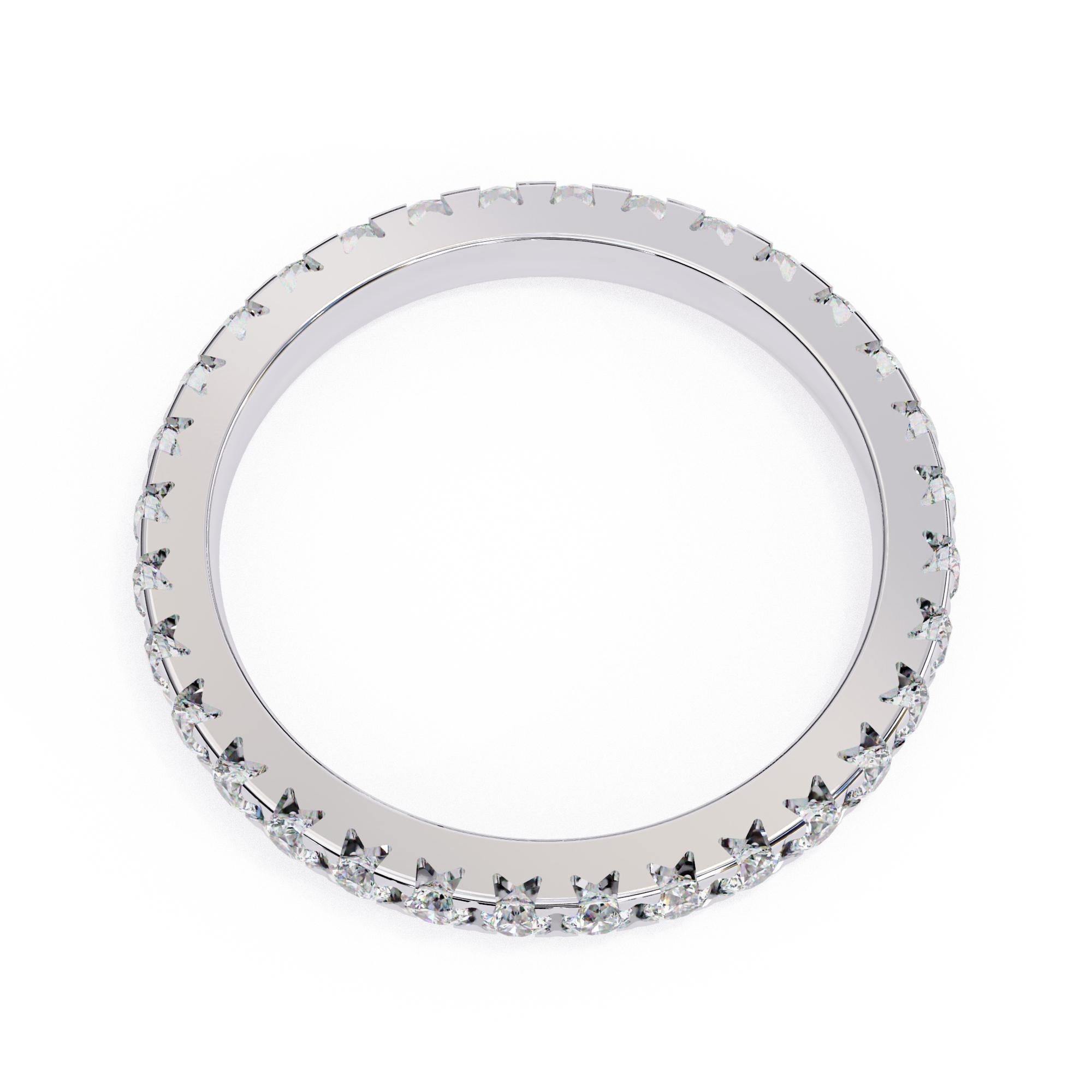 7/10 Ctw Round Diamond Ring, Full Eternity Band, 14K Solid Gold, SI GH In New Condition In New York, NY