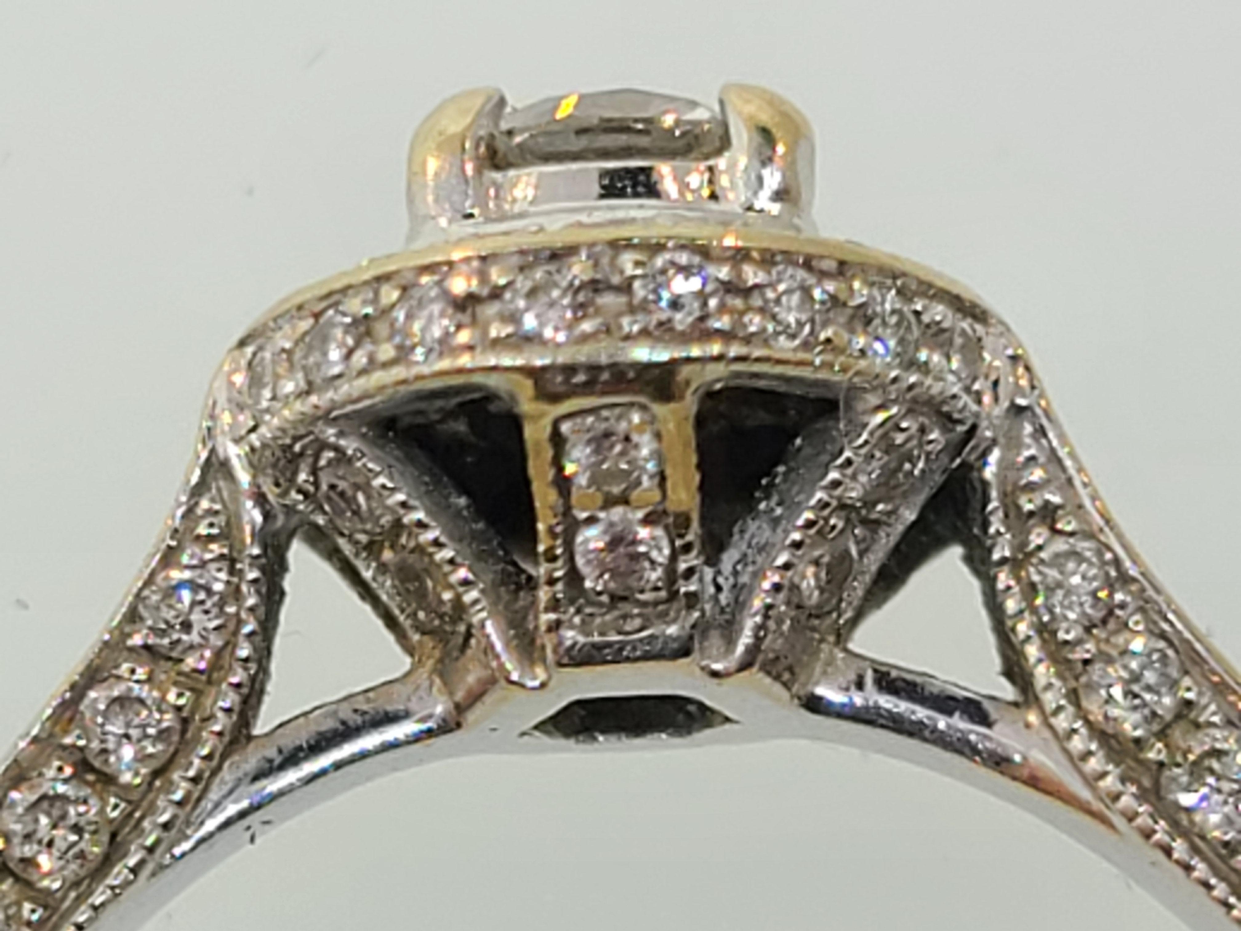 Verlobungsring aus 14 Karat Weißgold mit 7/8 Karat Halo-Diamant im Angebot 4