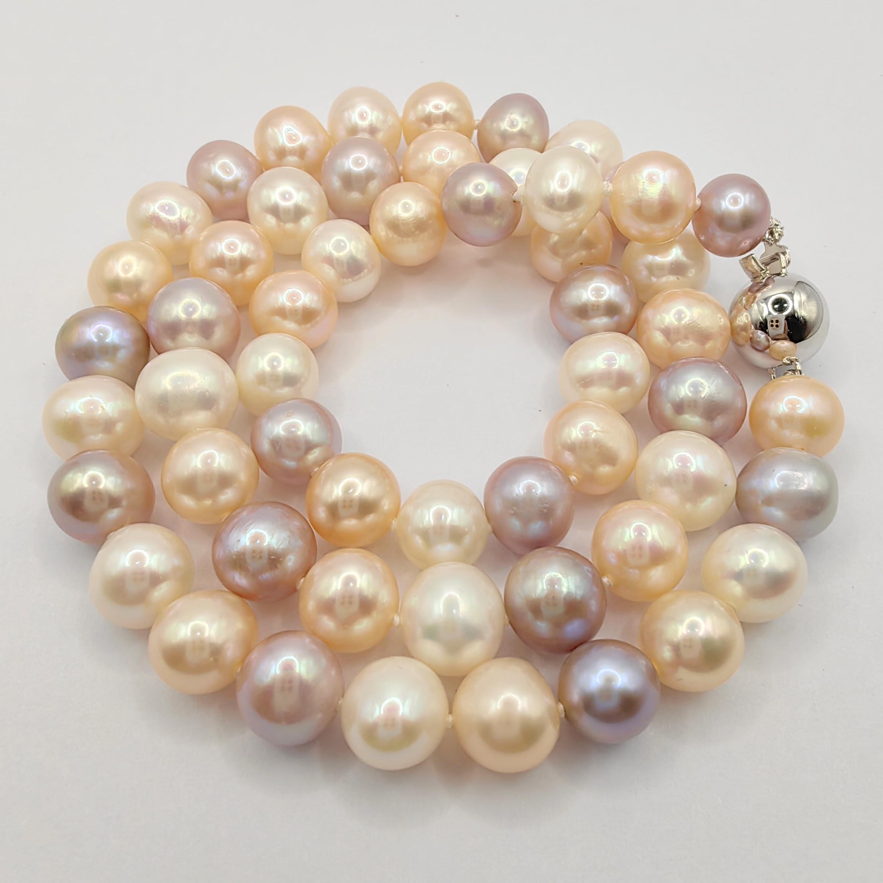 Contemporary 7-8mm Candy Pastel Multi-Color Round Pearl Necklace with 18K Gold Clasp For Sale