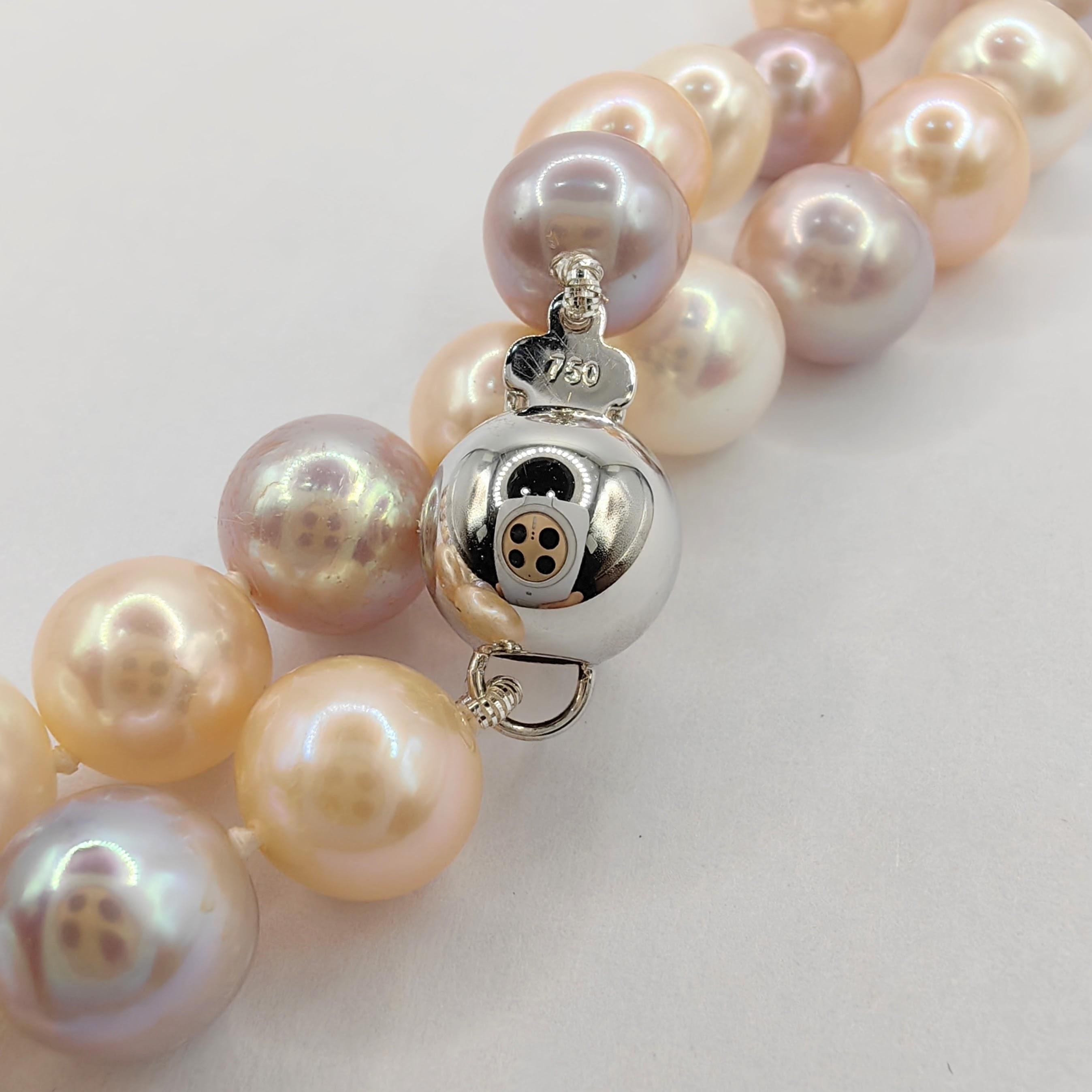 7-8mm Candy Pastel Multi-Color Round Pearl Necklace with 18K Gold Clasp In New Condition For Sale In Wan Chai District, HK