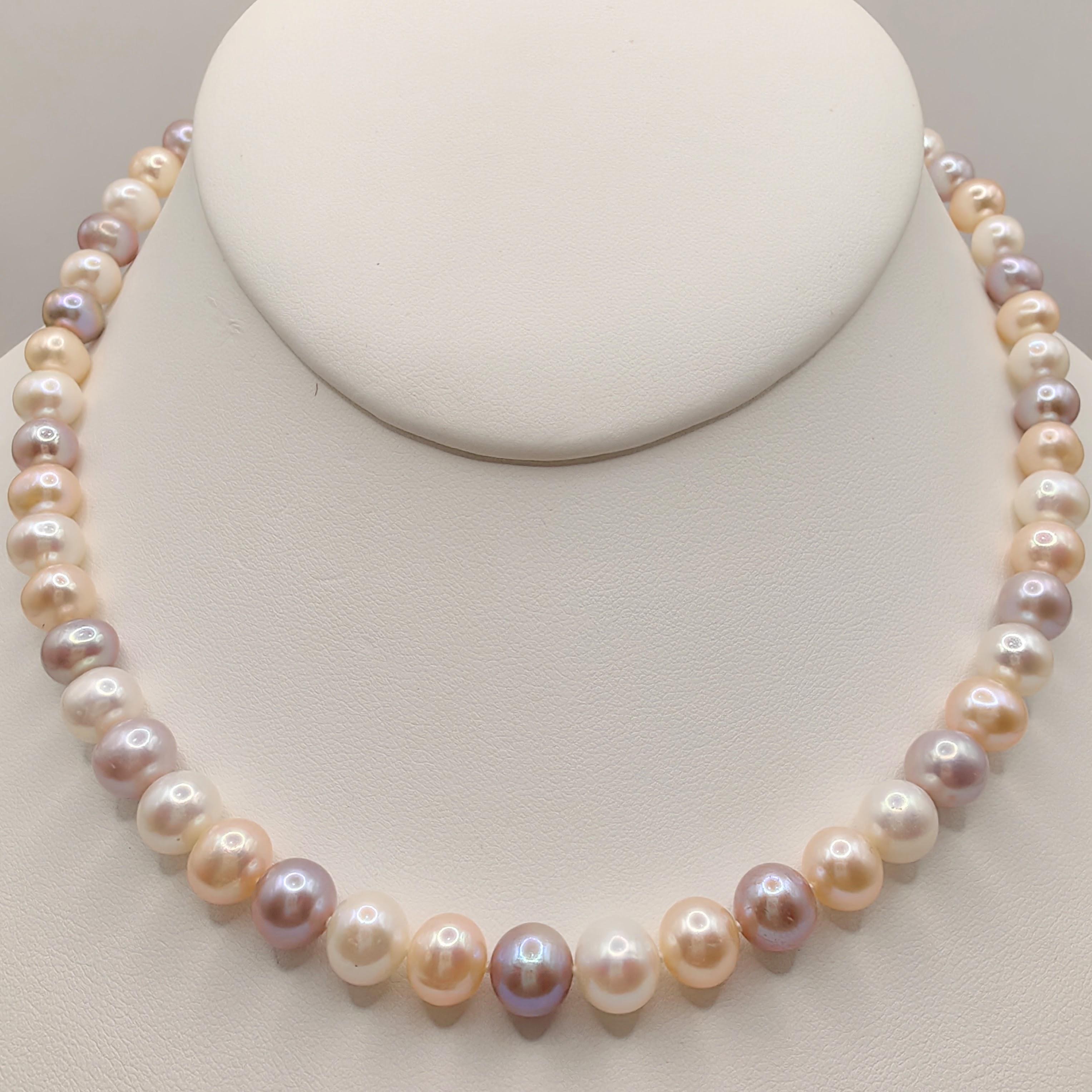 7-8mm Candy Pastel Multi-Color Round Pearl Necklace with 18K Gold Clasp For Sale 1