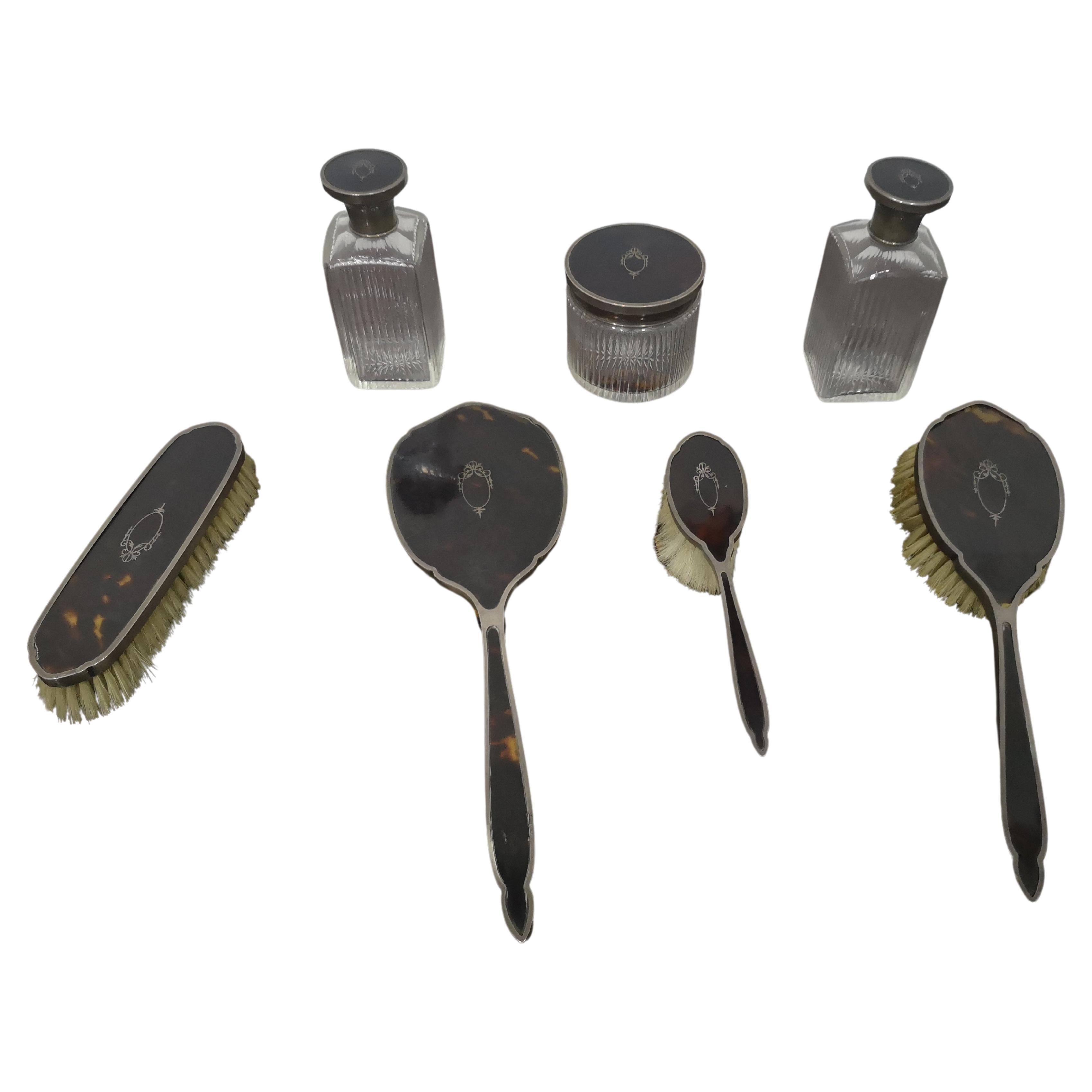 7 Toilettenzubehör aus 925er Silber und Schildpatt, frühes 20. Jahrhundert im Angebot