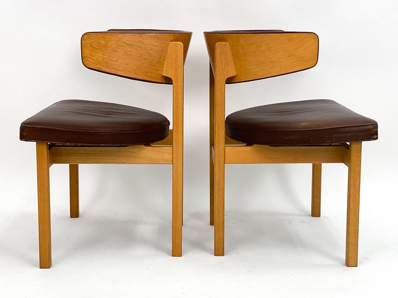 (7) Børge Mogensen 'Model 3245' Chairs for Fredericia Stolefabrik, Denmark 11