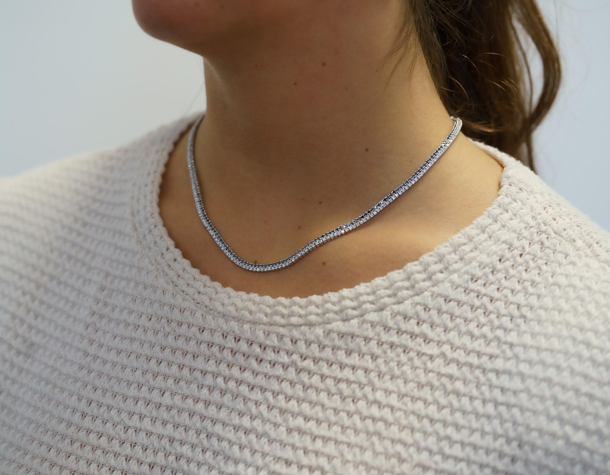 Collier à deux rangs en or blanc 18 carats avec diamants noirs et blancs de 7 carats Neuf - En vente à Miami, FL
