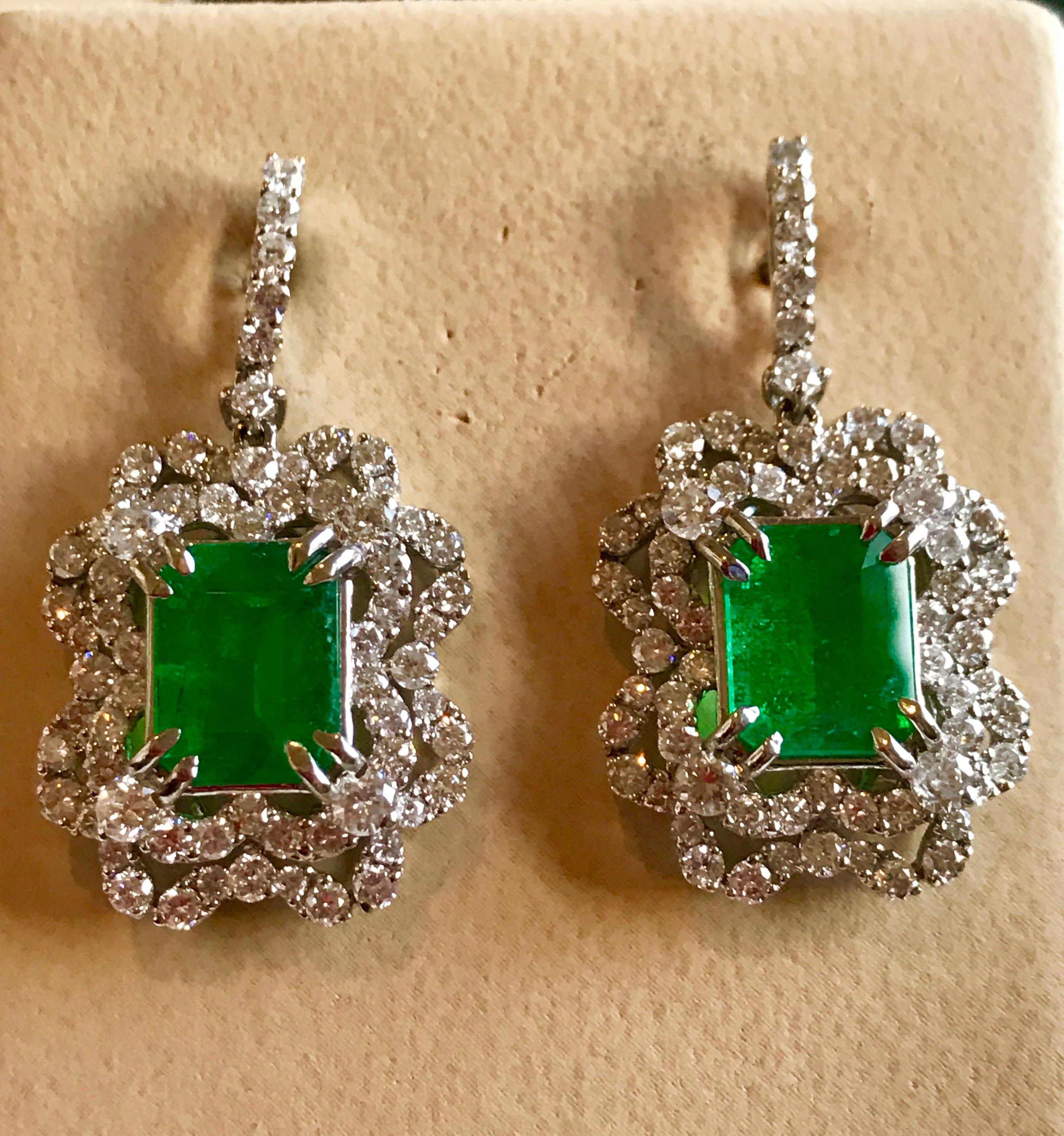 7 Carat Colombian Emerald Cut Emerald Diamond Hanging/Drop Earrings 18Karat Gold For Sale 7