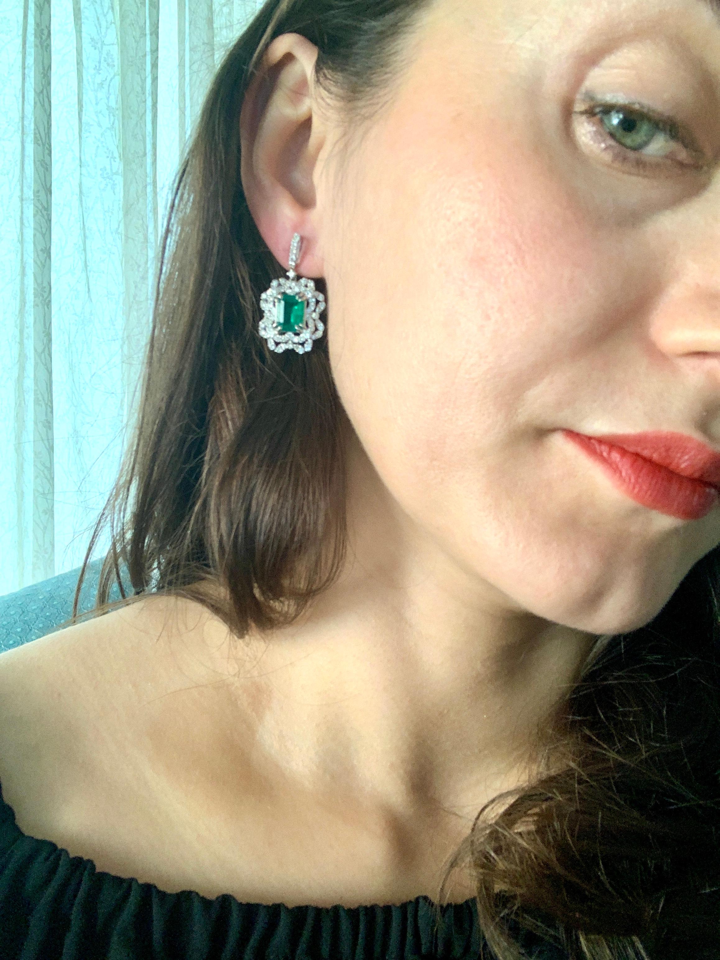 7 Carat Colombian Emerald Cut Emerald Diamond Hanging/Drop Earrings 18Karat Gold For Sale 4